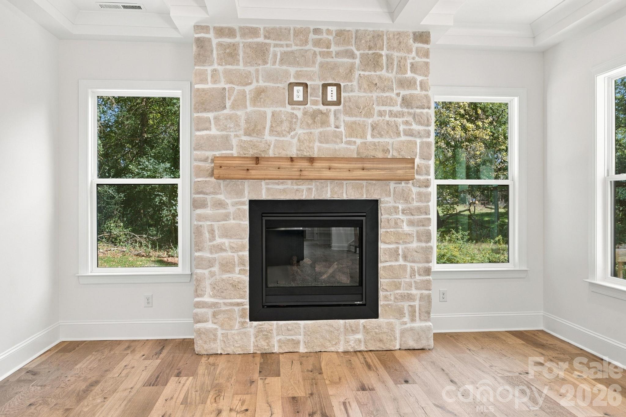 20396 Queens Street Property Photo 27