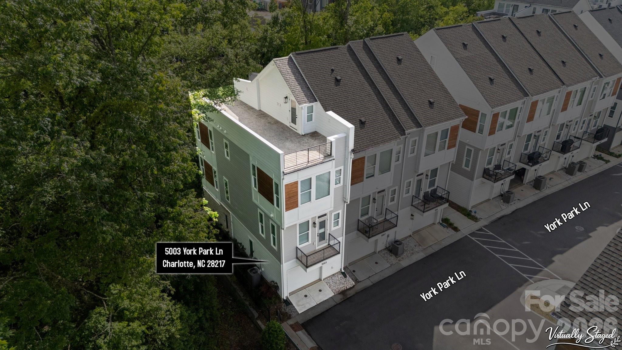 5003 York Park Lane Property Photo 4