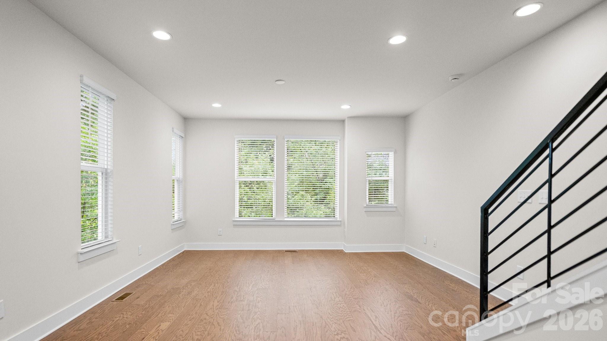 5003 York Park Lane Property Photo 17