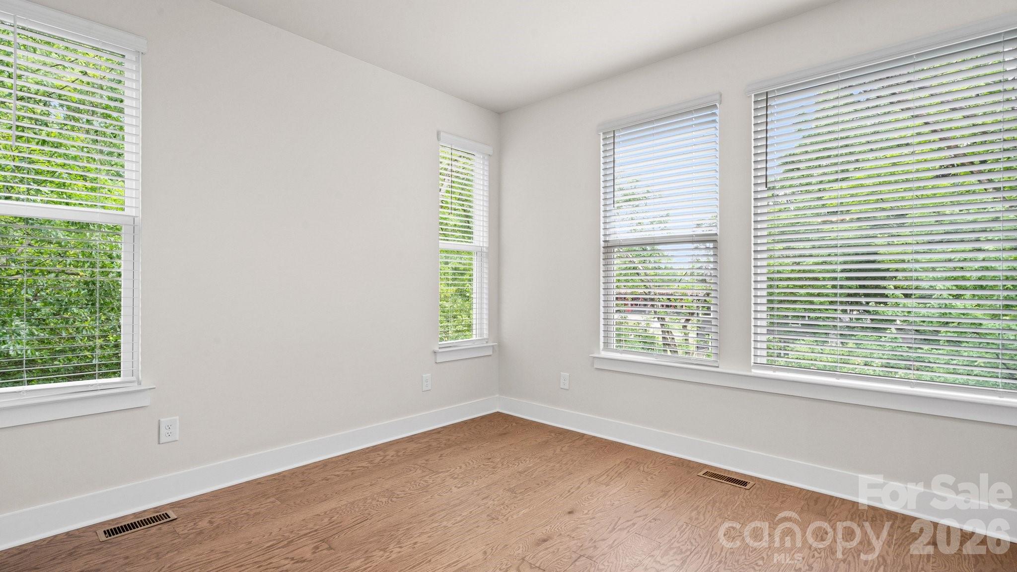 5003 York Park Lane Property Photo 21