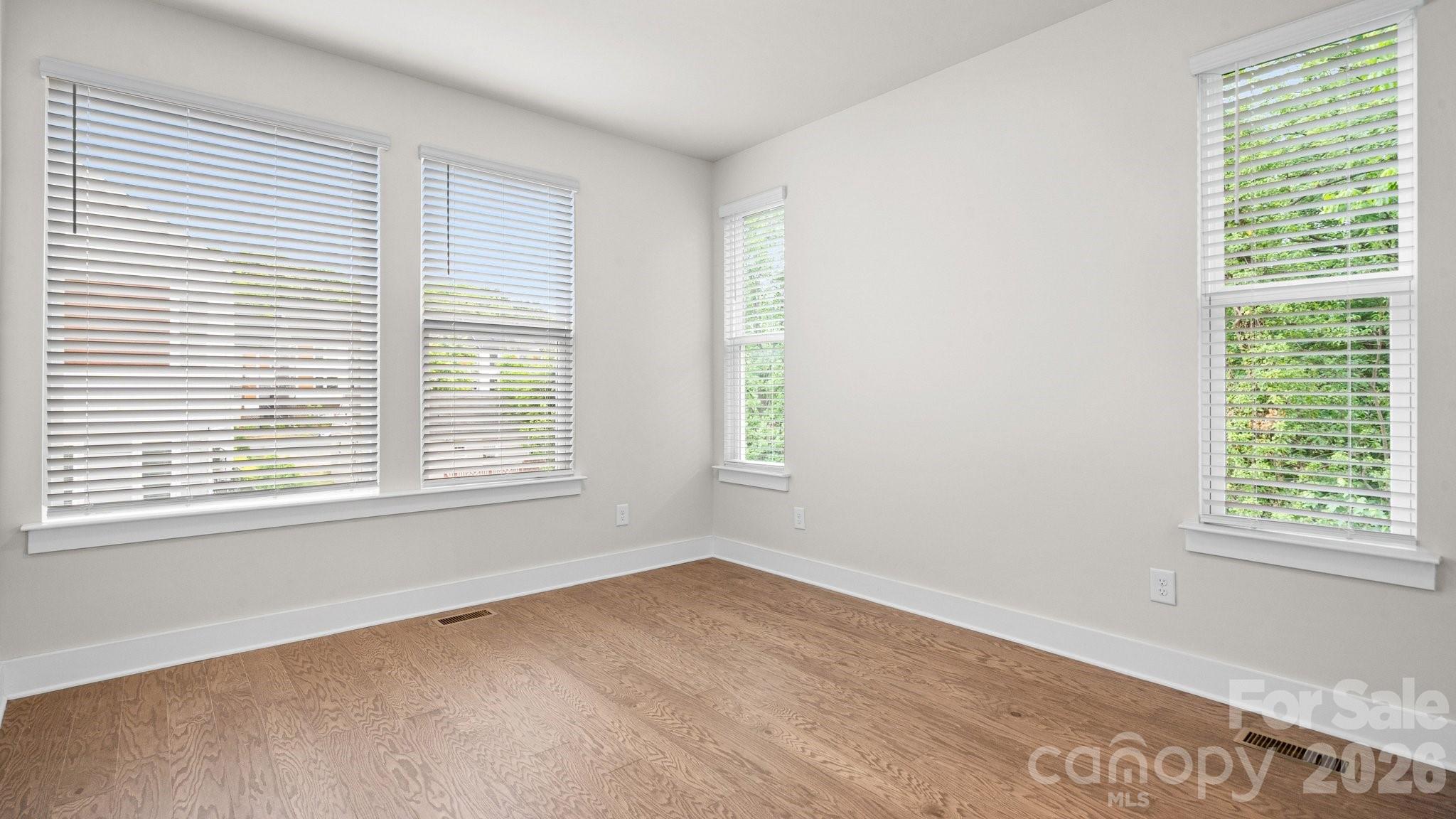 5003 York Park Lane Property Photo 27