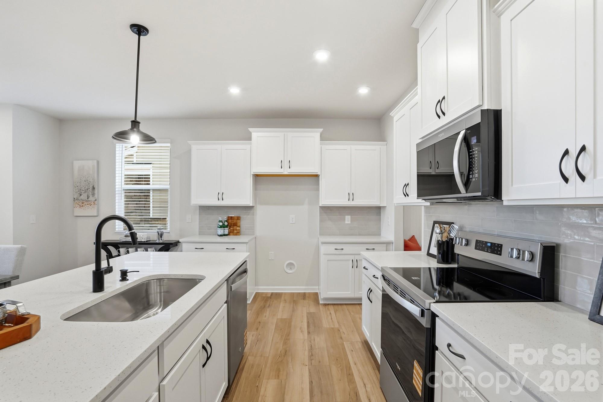 3800 Cheyney Park Drive Property Photo 13