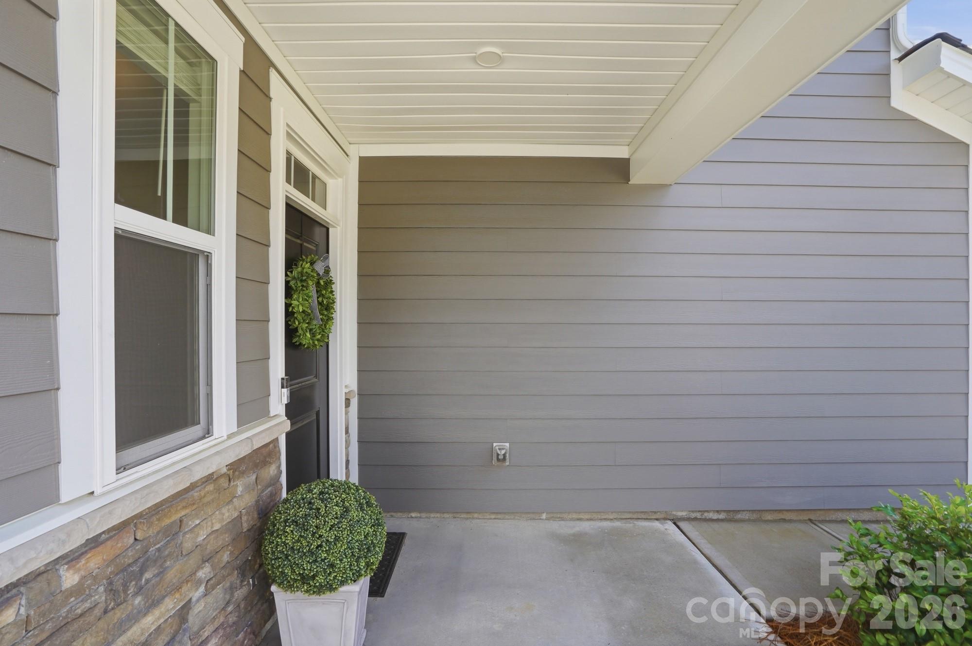 16043 River Tree Lane Property Photo 6