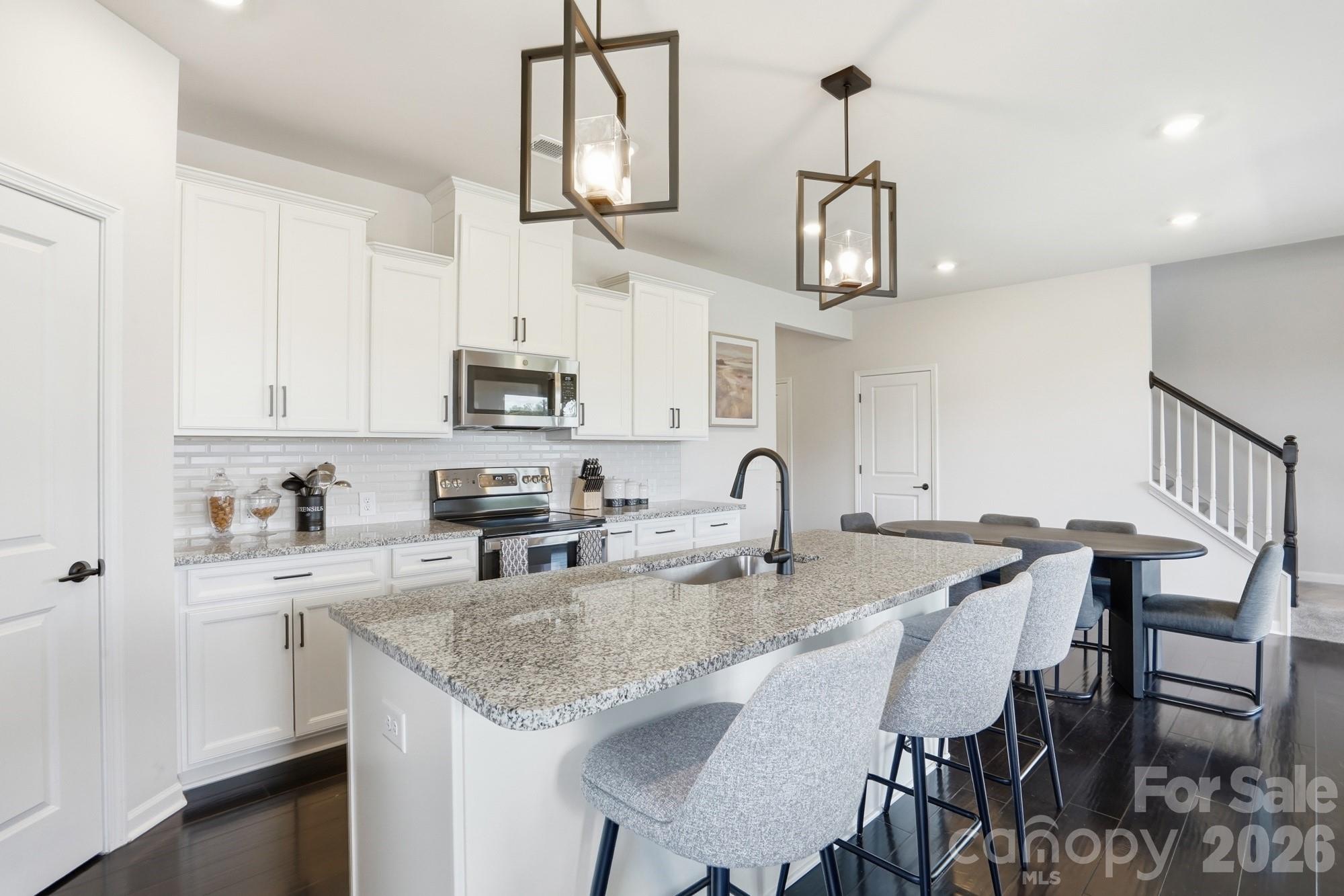 16043 River Tree Lane Property Photo 12