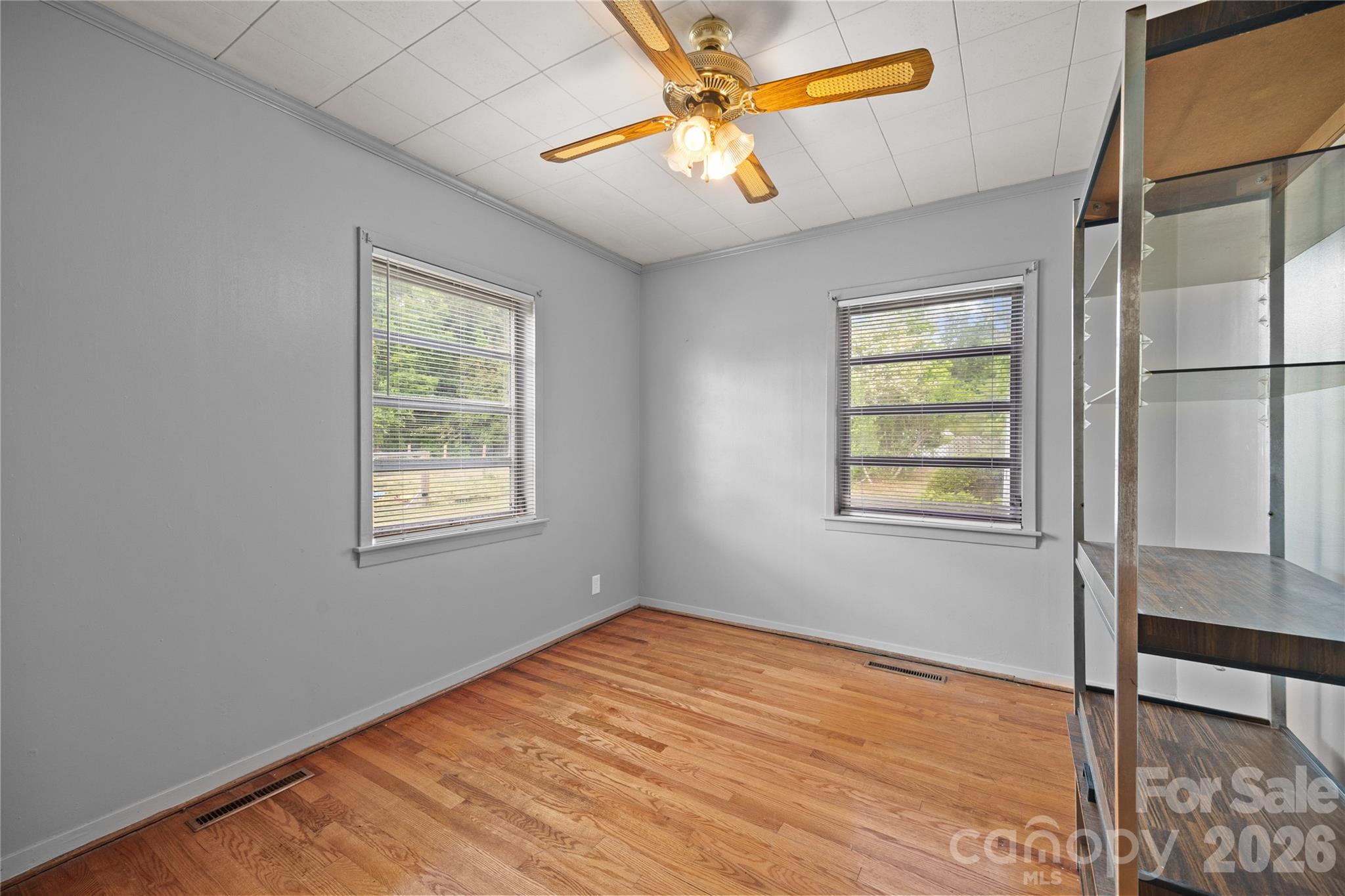 419 S Pearl Street Property Photo 16
