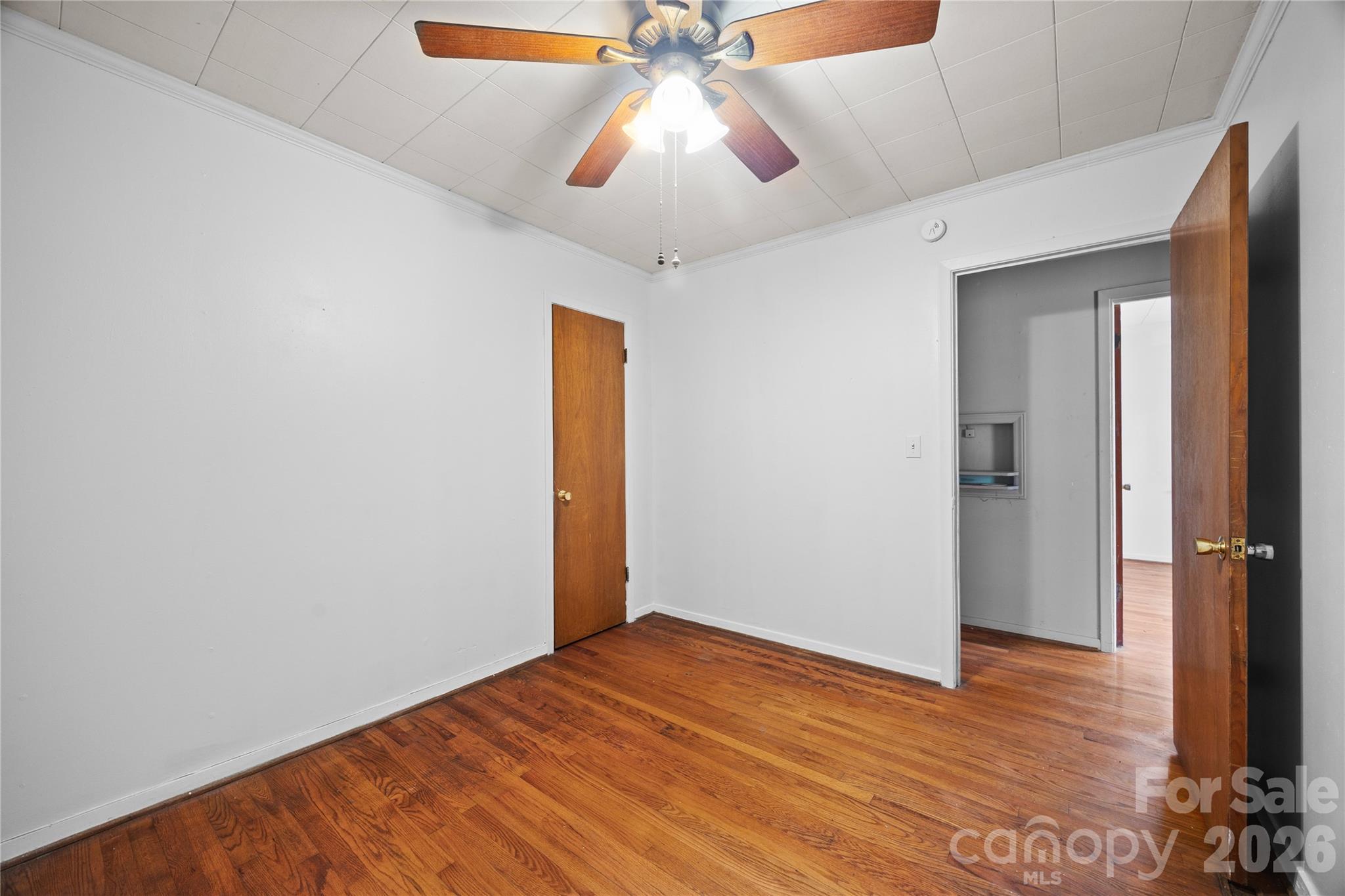 419 S Pearl Street Property Photo 17