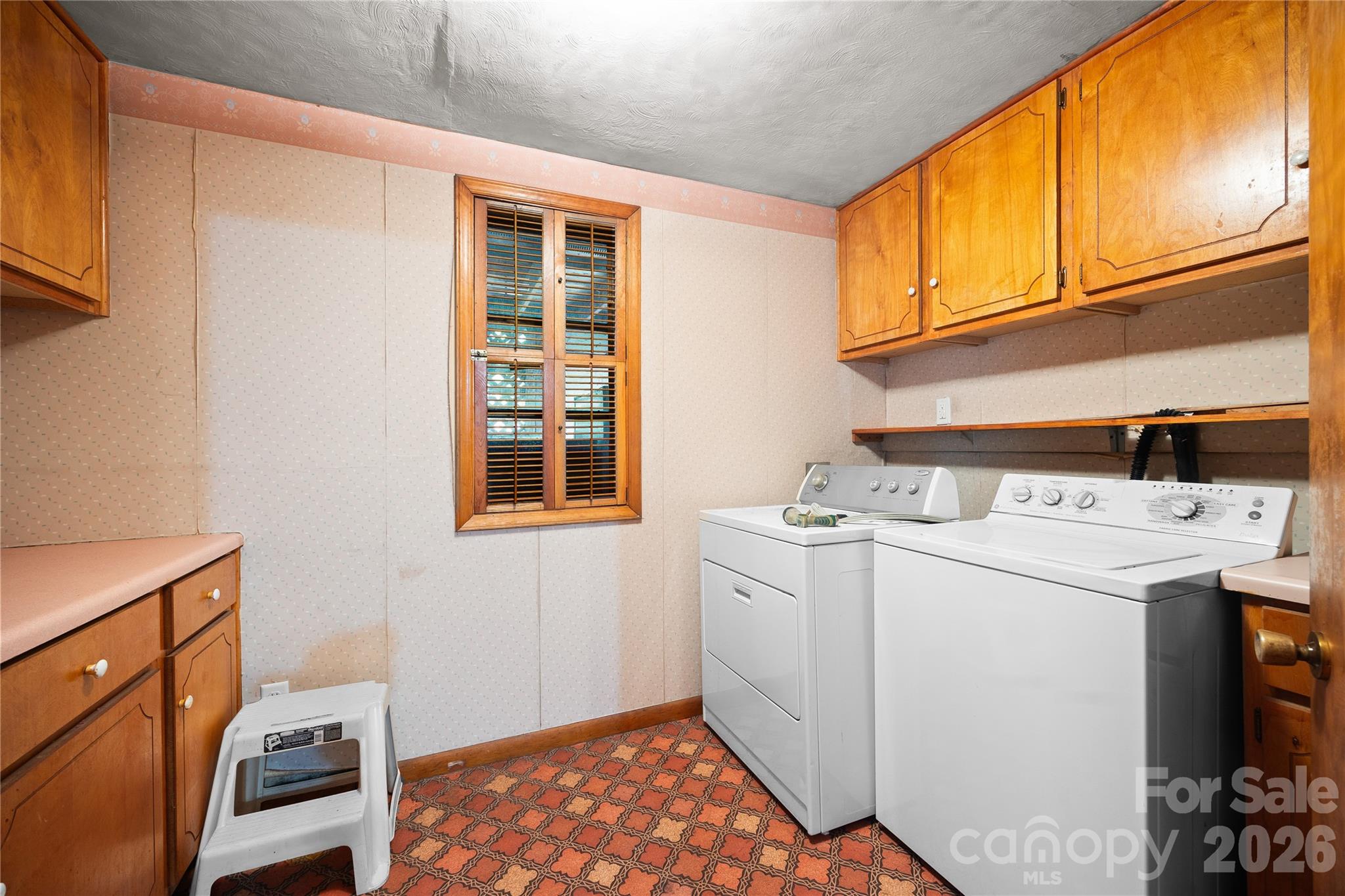 419 S Pearl Street Property Photo 21