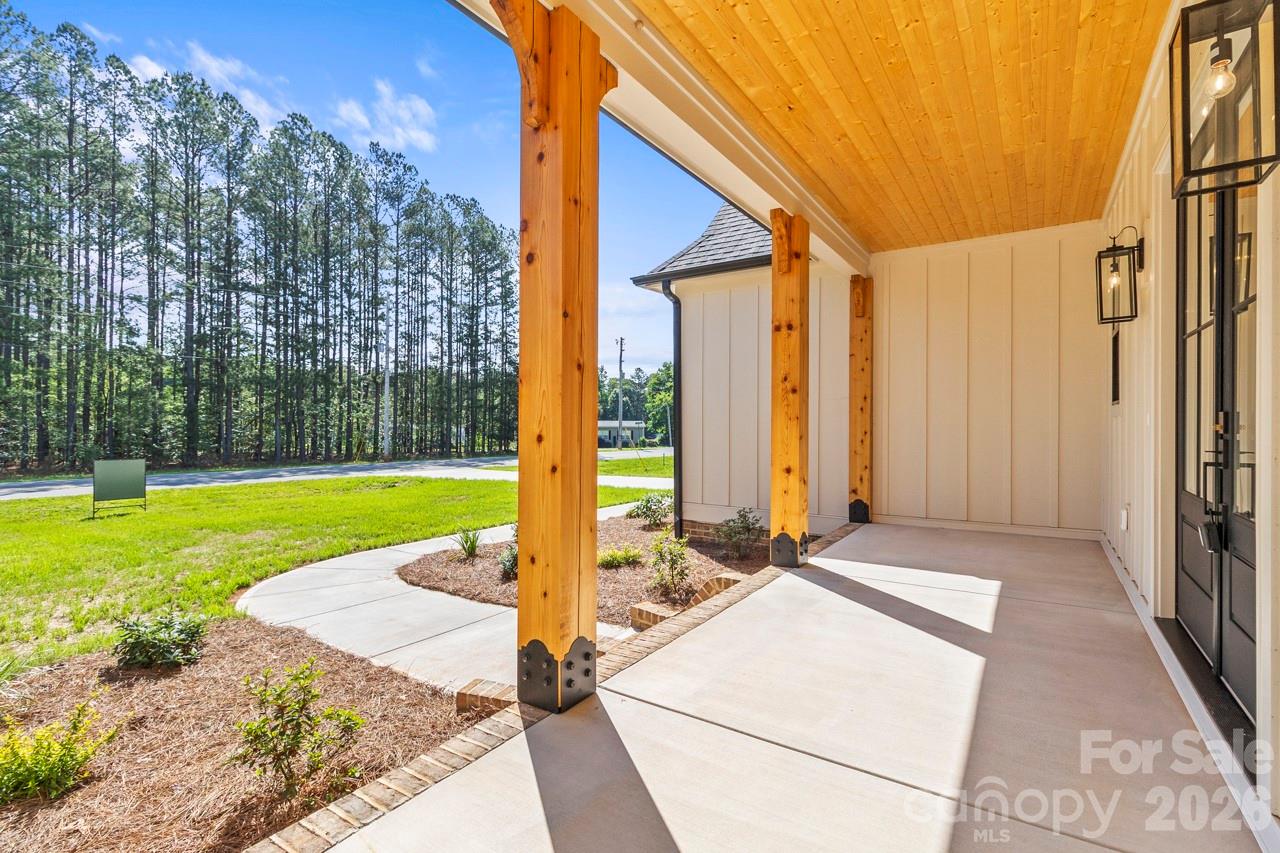 2373 Lee Lawing Road Property Photo 6