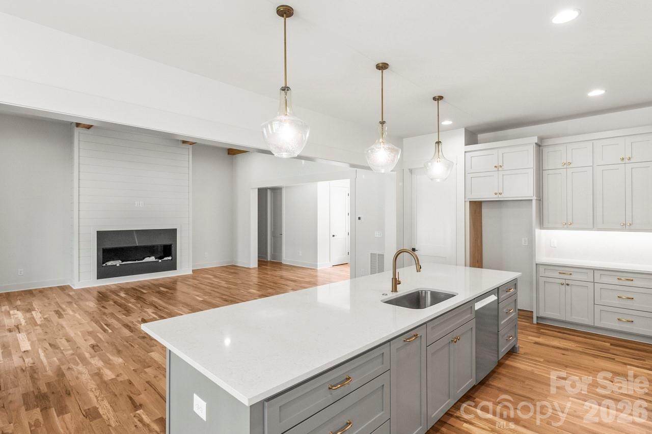 2373 Lee Lawing Road Property Photo 13