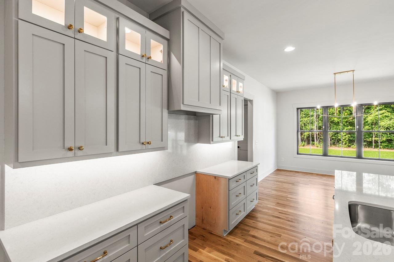 2373 Lee Lawing Road Property Photo 15