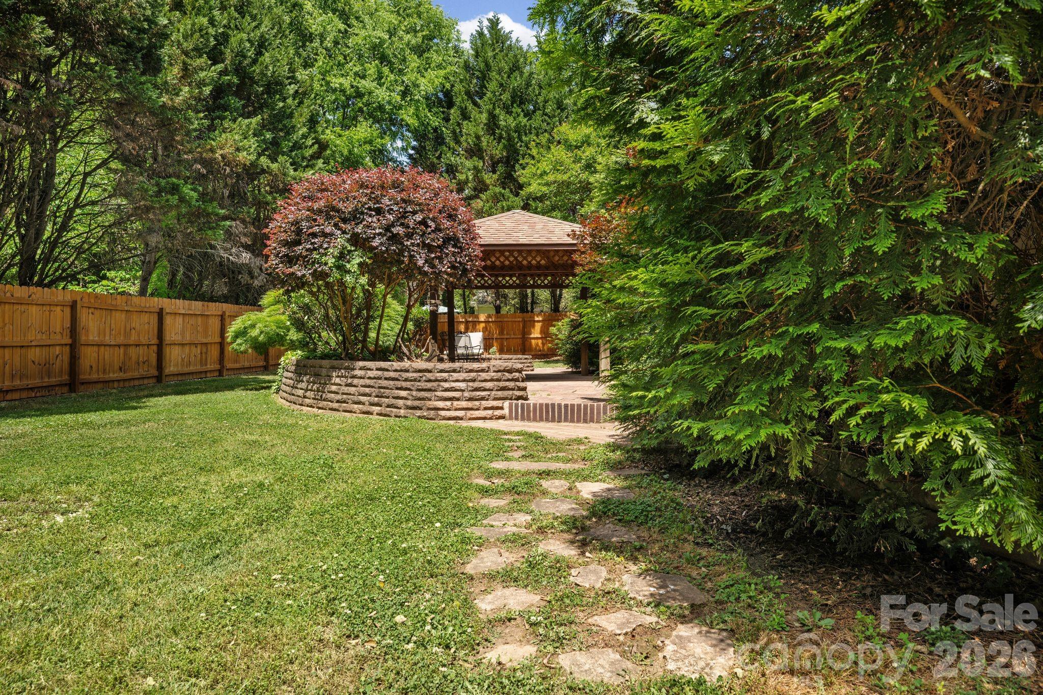 2403 E Innes Street Property Photo 15