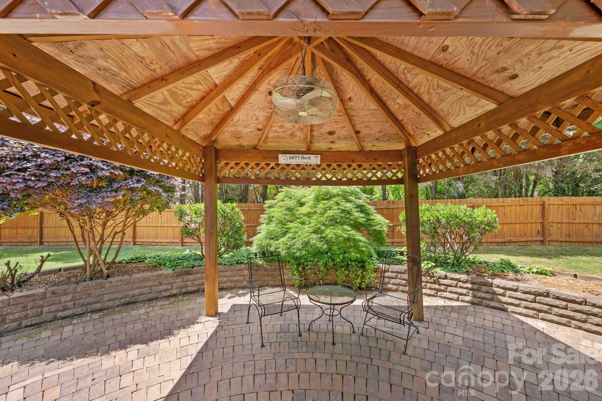 2403 E Innes Street Property Photo 17