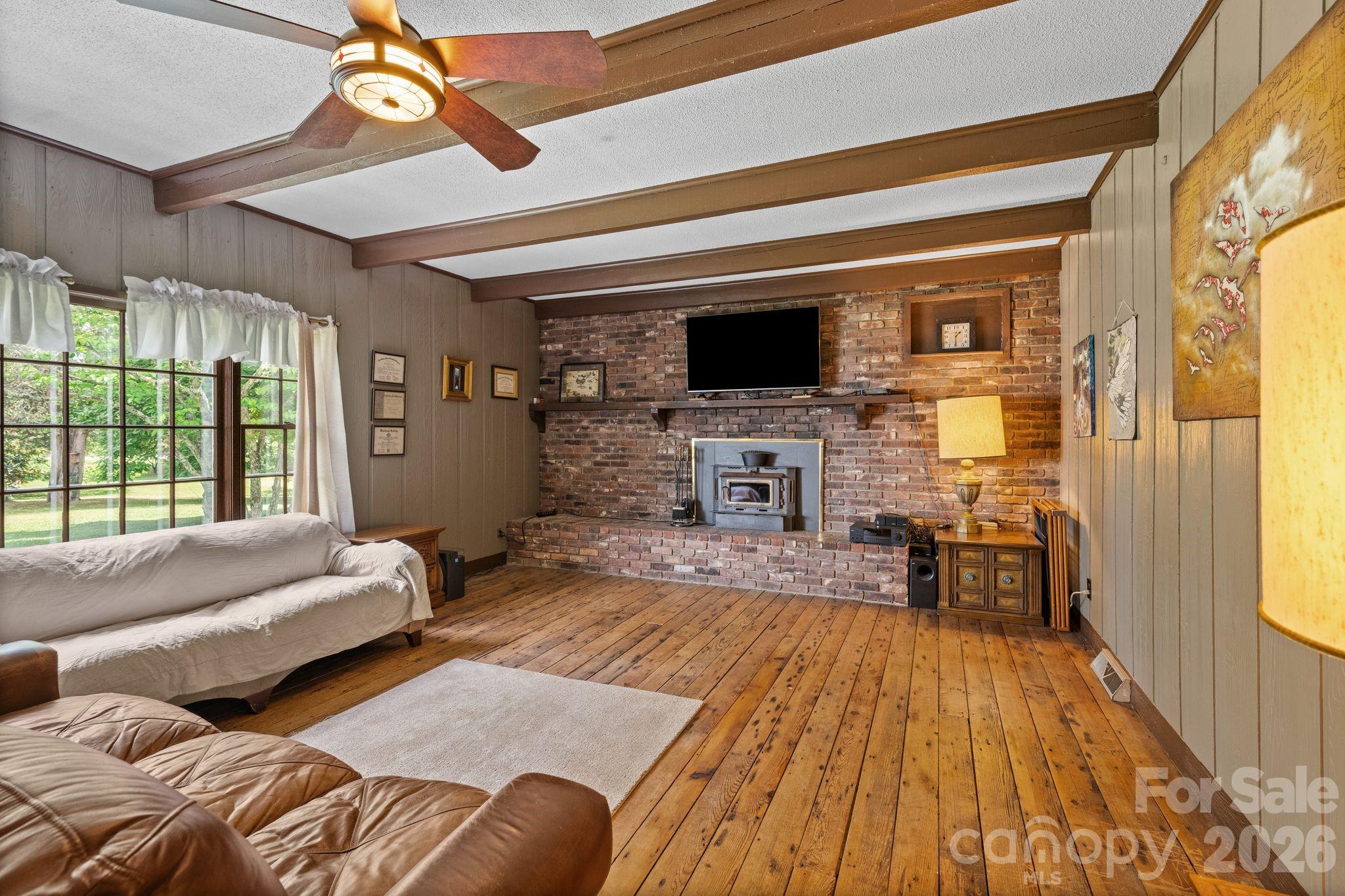 2403 E Innes Street Property Photo 33