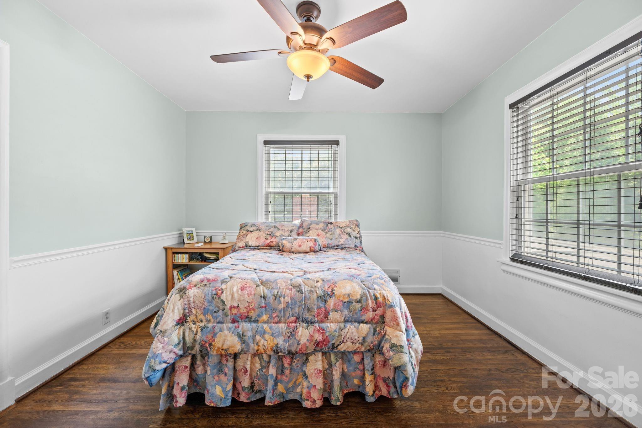 2403 E Innes Street Property Photo 39