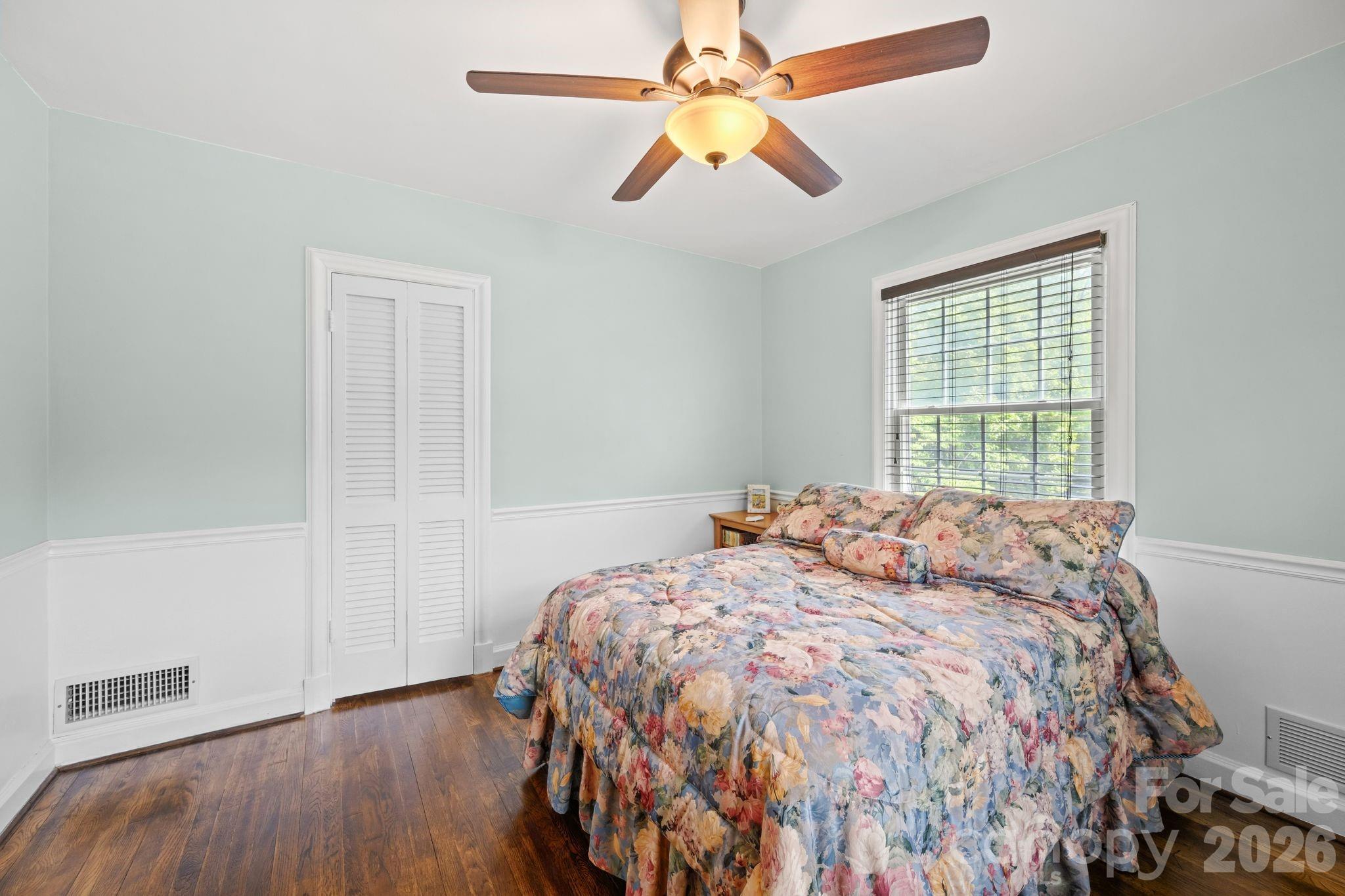 2403 E Innes Street Property Photo 40