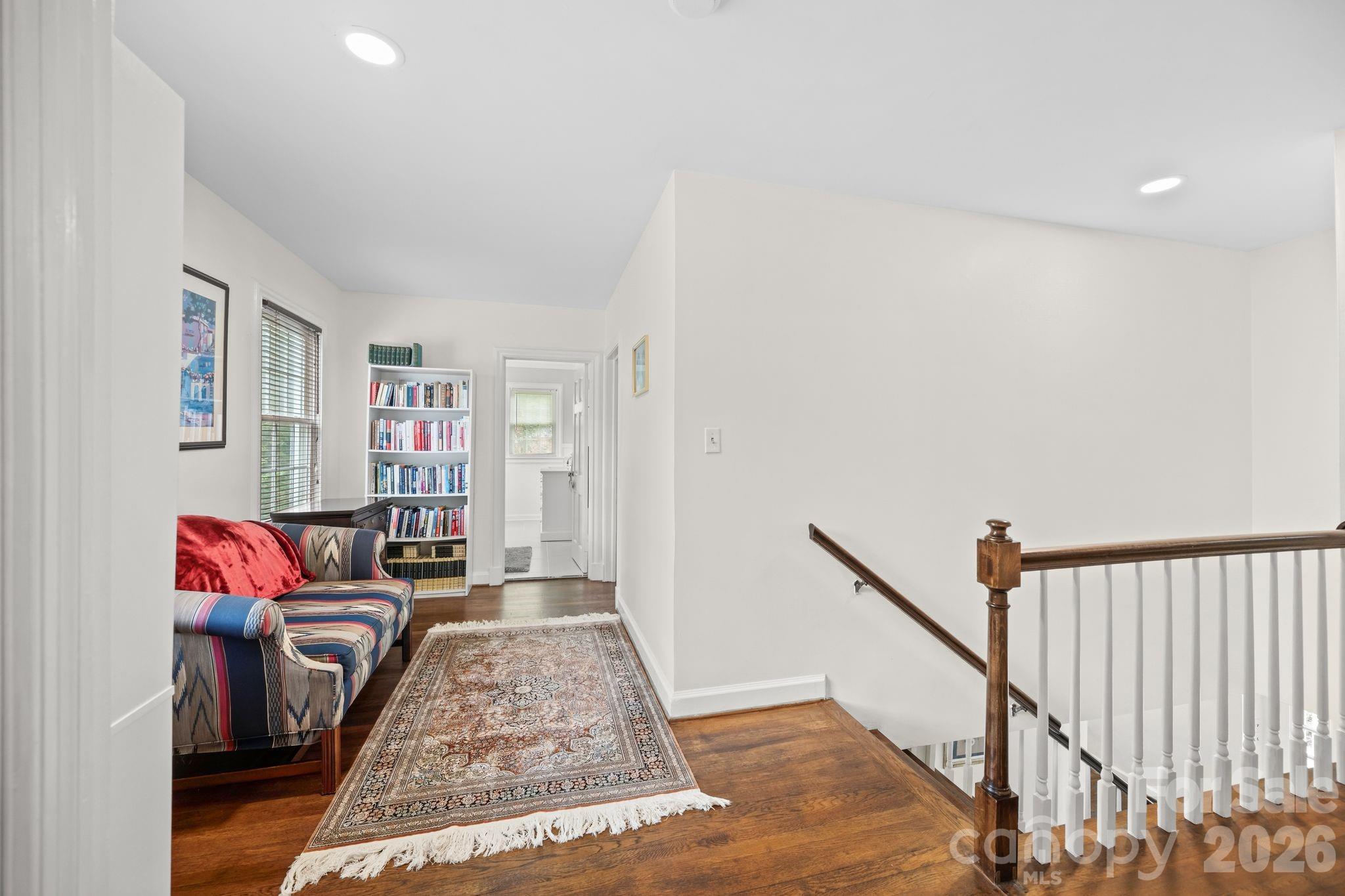 2403 E Innes Street Property Photo 41