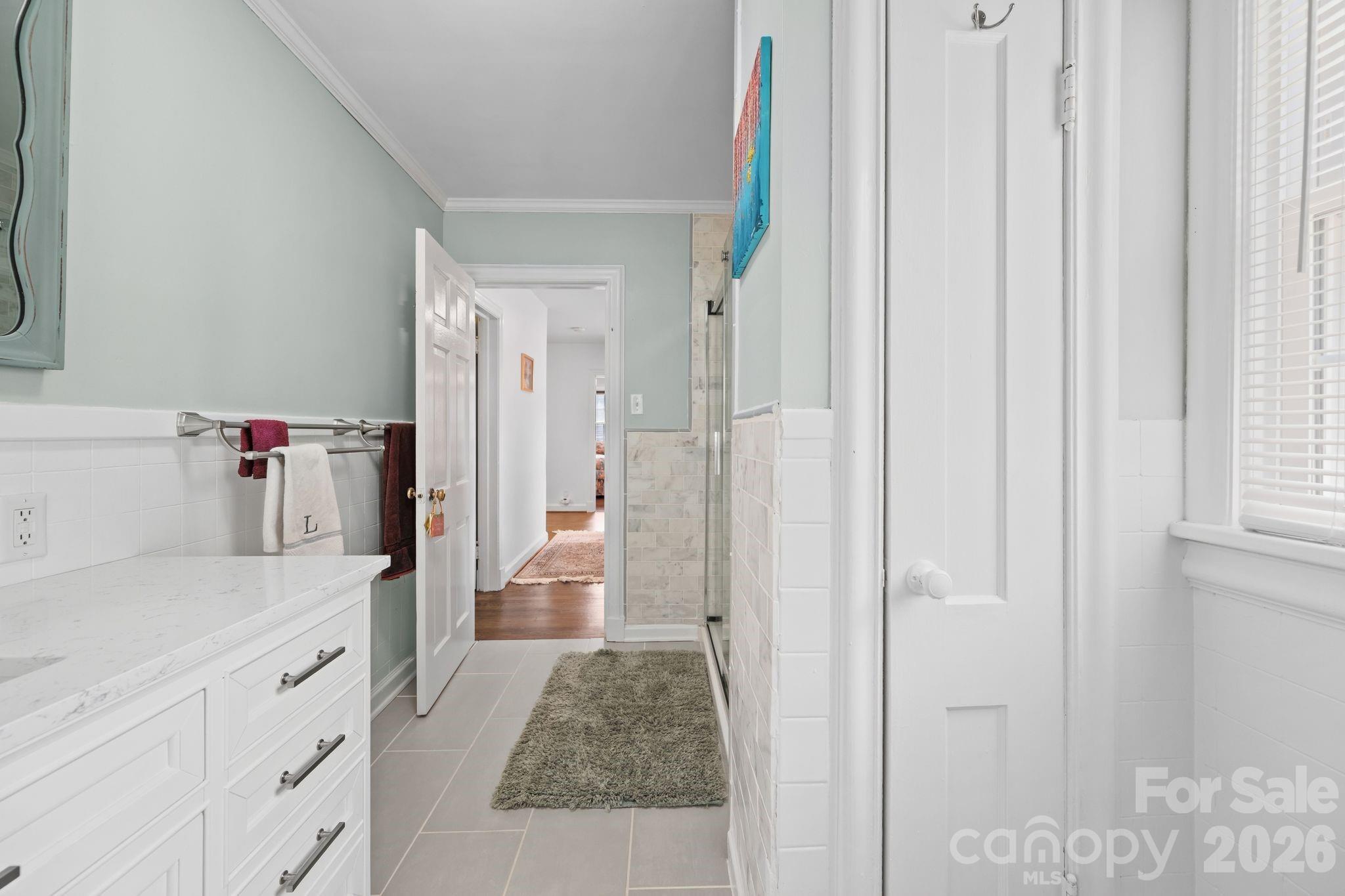 2403 E Innes Street Property Photo 46