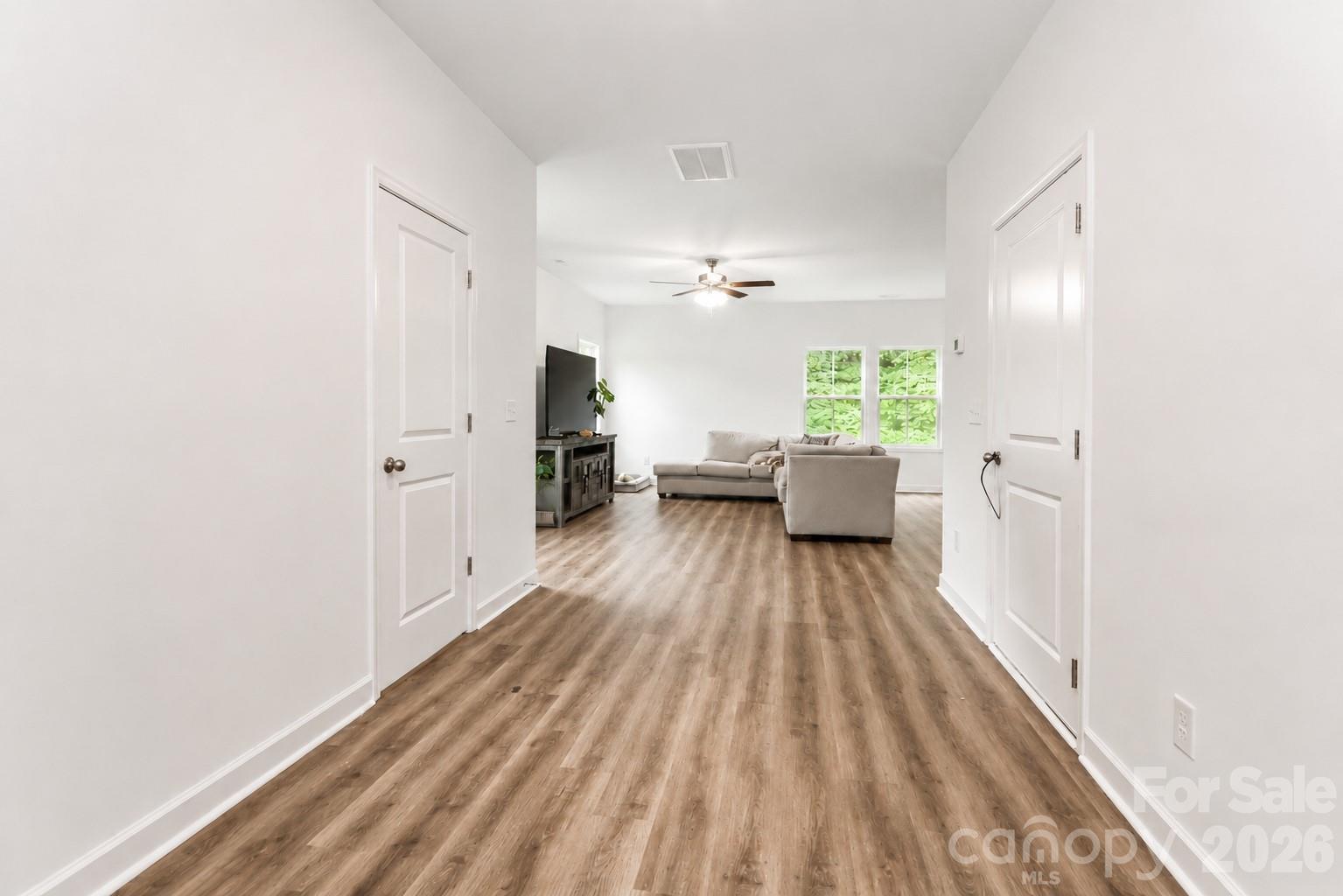 487 Kacys Way Place Property Photo 8