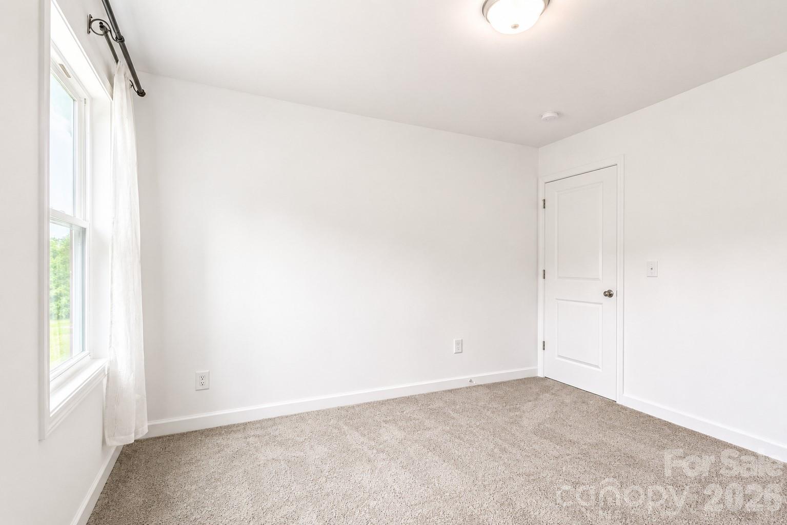 487 Kacys Way Place Property Photo 37