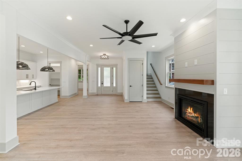 1529 Beckwith Place Property Photo 4