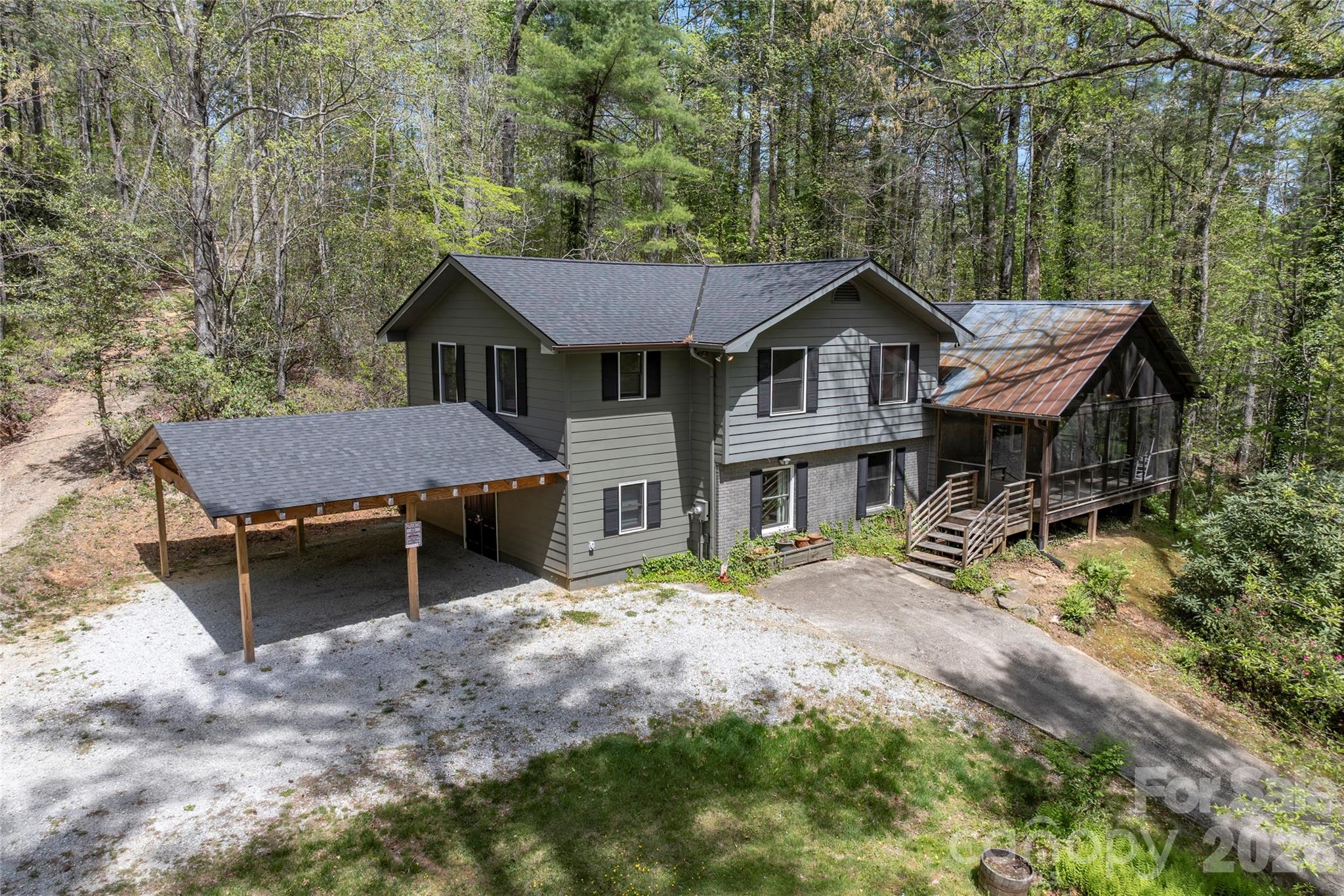 138 Stillwagon Lane Property Photo 1
