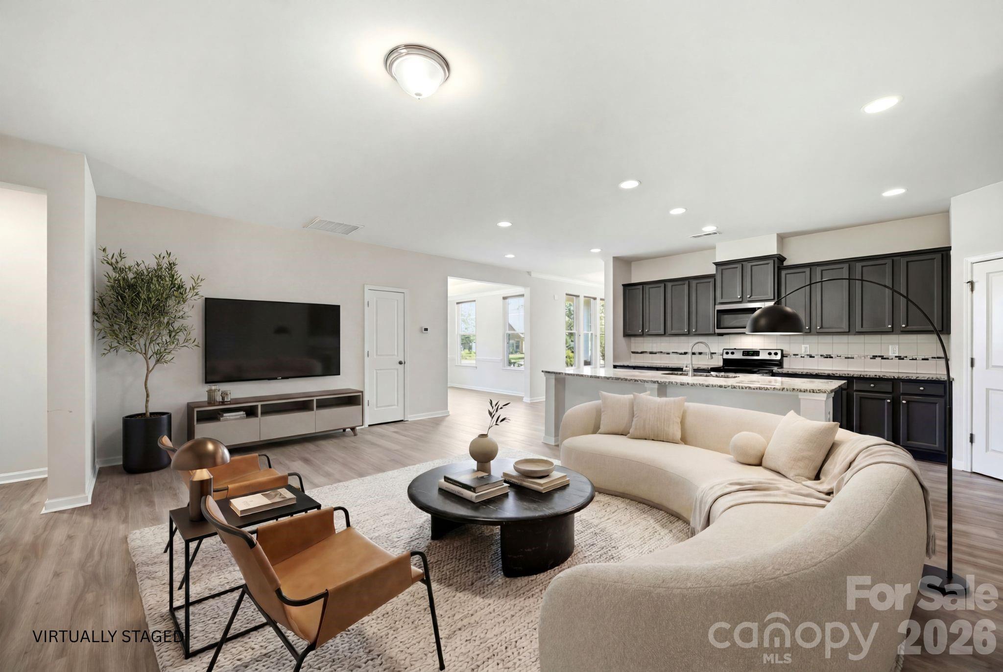 8759 Mullis Forest Court Property Photo 1