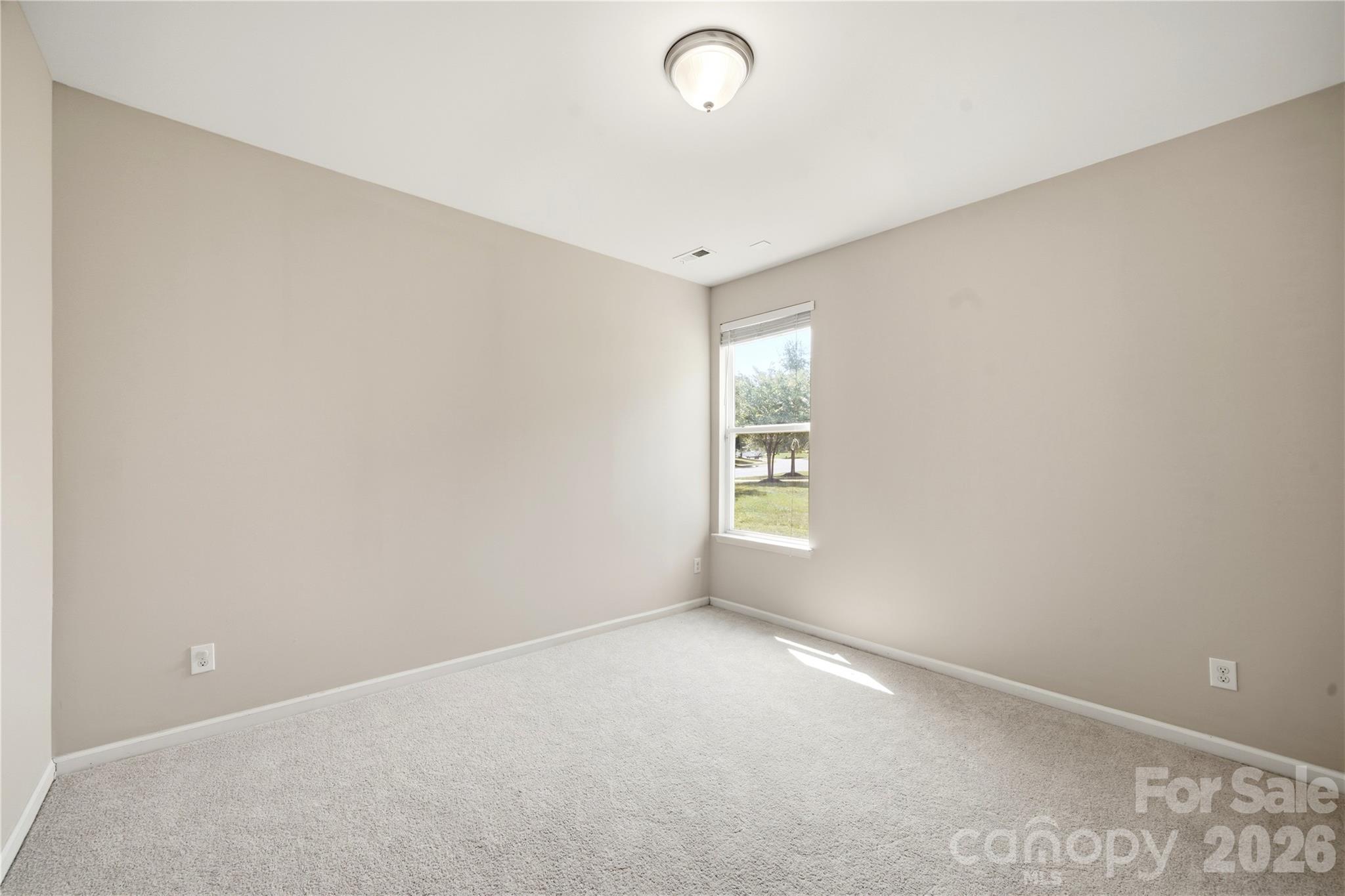 8759 Mullis Forest Court Property Photo 16