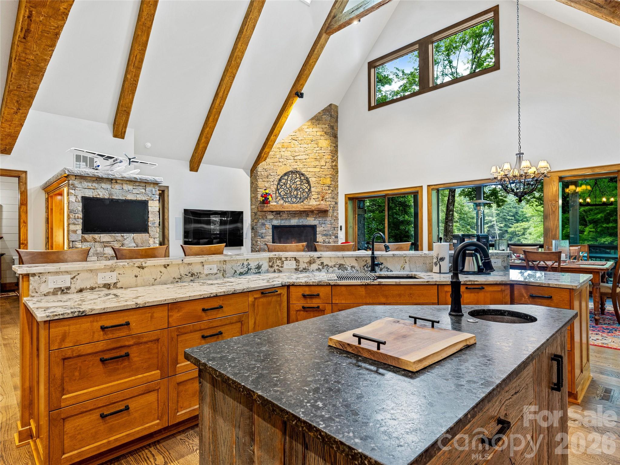 64 Bee Tree Way Property Photo 9