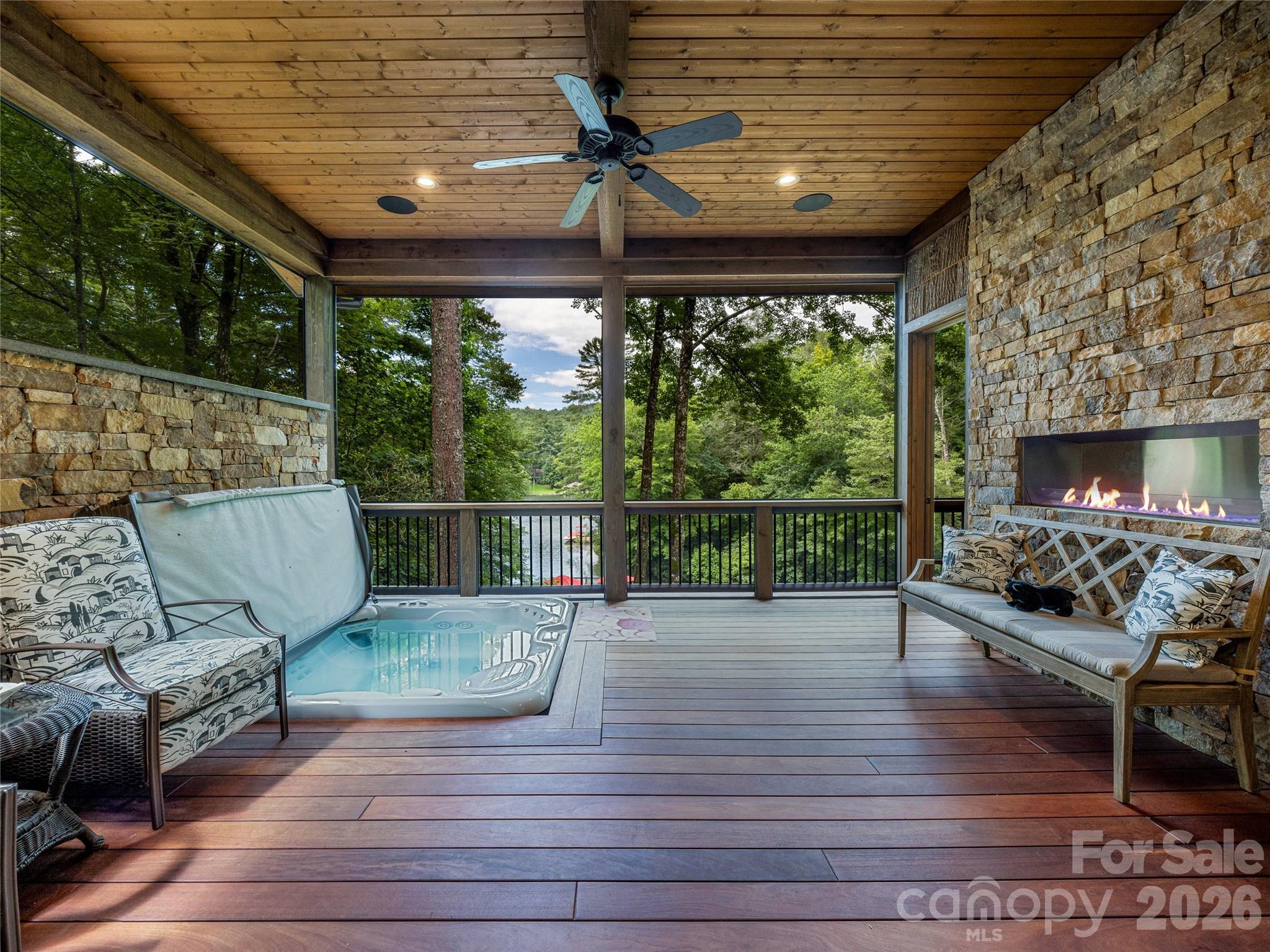 64 Bee Tree Way Property Photo 15