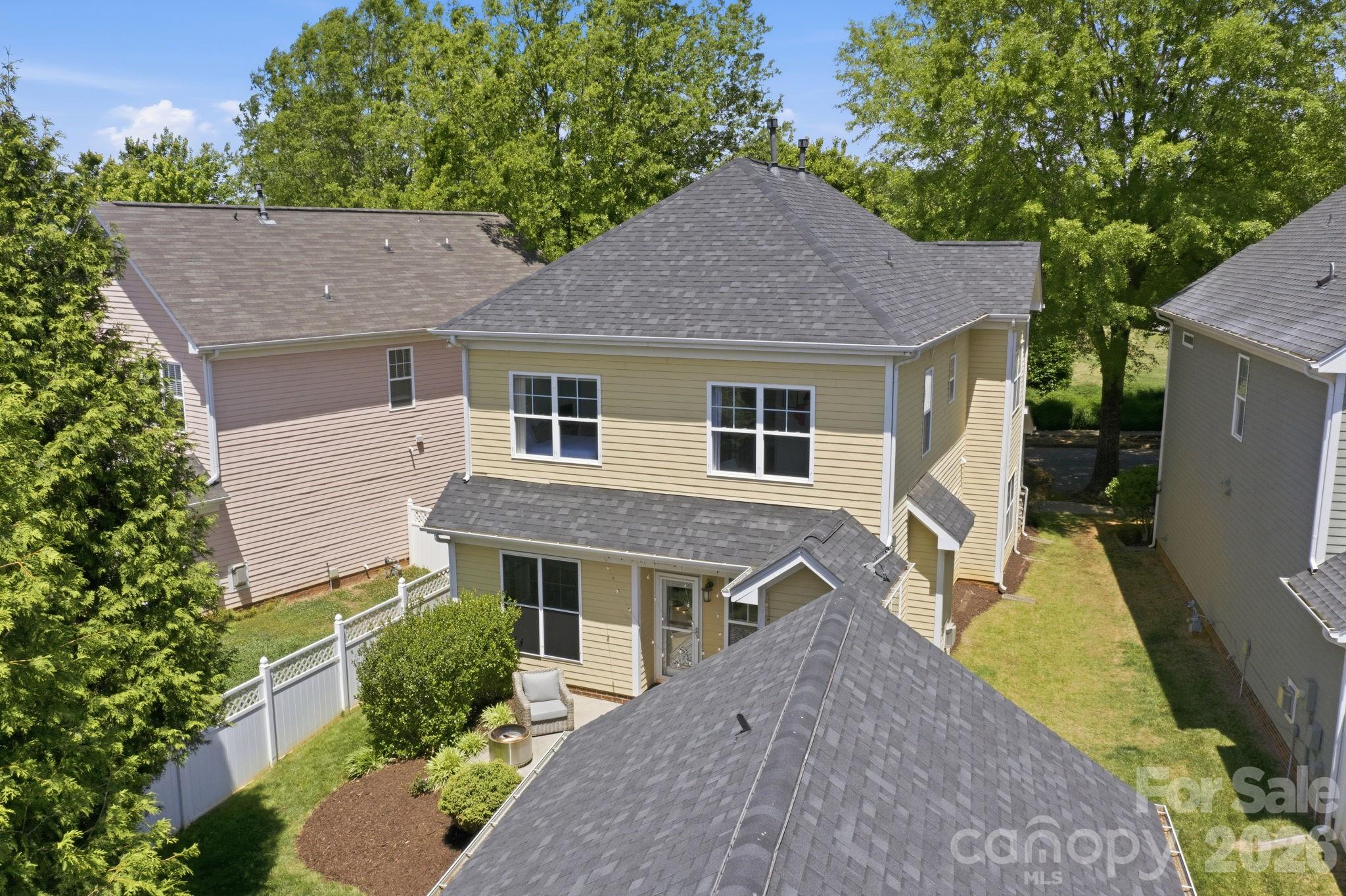 14458 Holly Springs Drive Property Photo 29