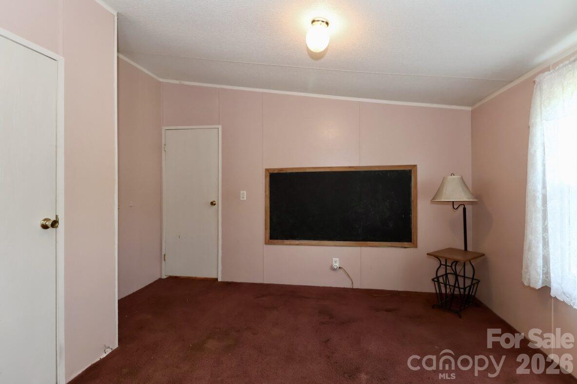 121 Fair Wind Lane Property Photo 22