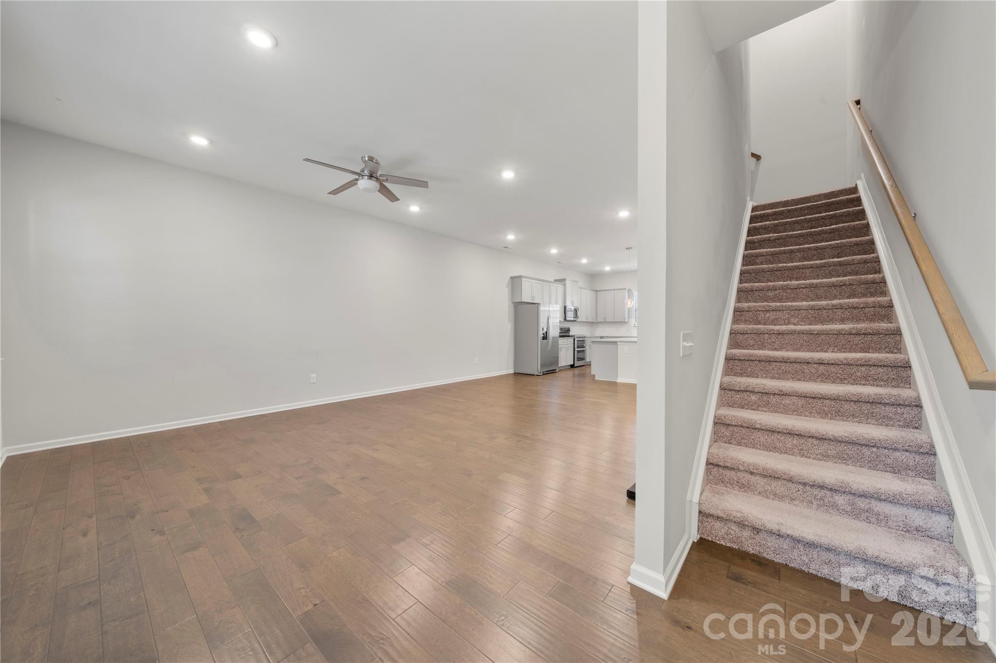 1224 Whitby Moore Street Property Photo 7