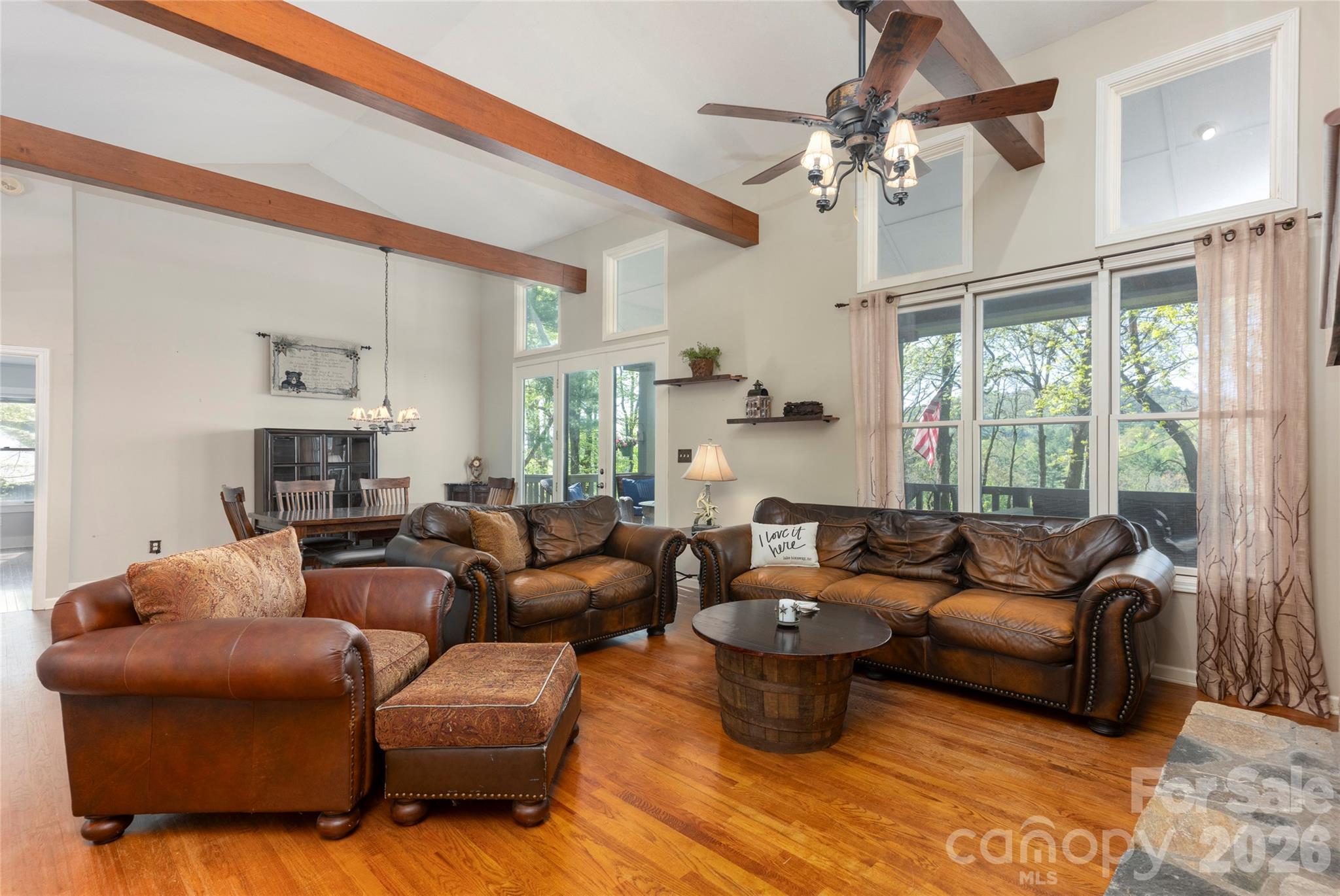 516 Cherokee Trace Property Photo 2