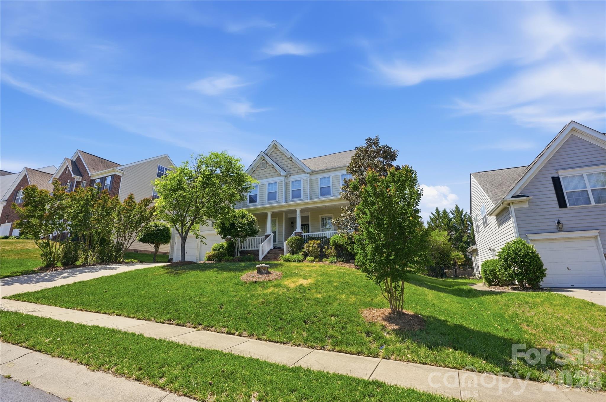 7816 Whisperingwood Drive Property Photo 1