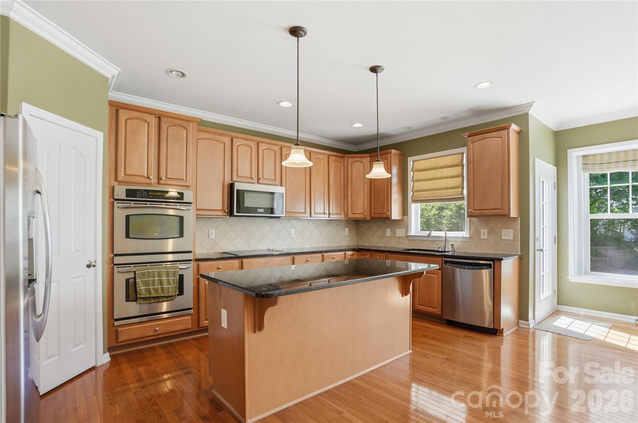 7816 Whisperingwood Drive Property Photo 22