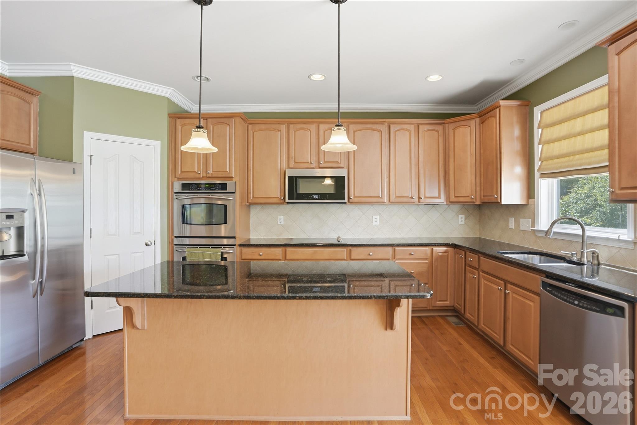 7816 Whisperingwood Drive Property Photo 23