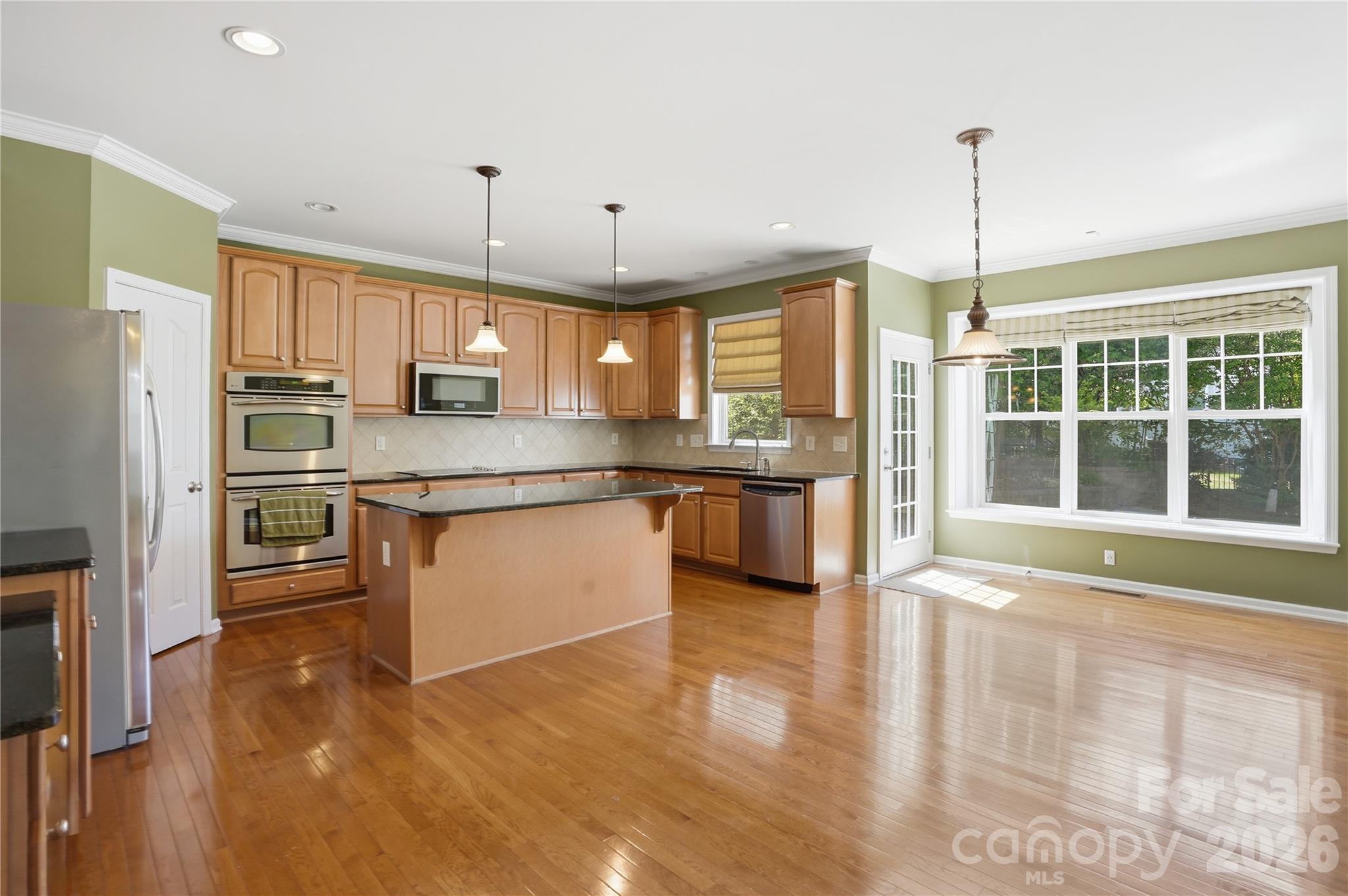 7816 Whisperingwood Drive Property Photo 25