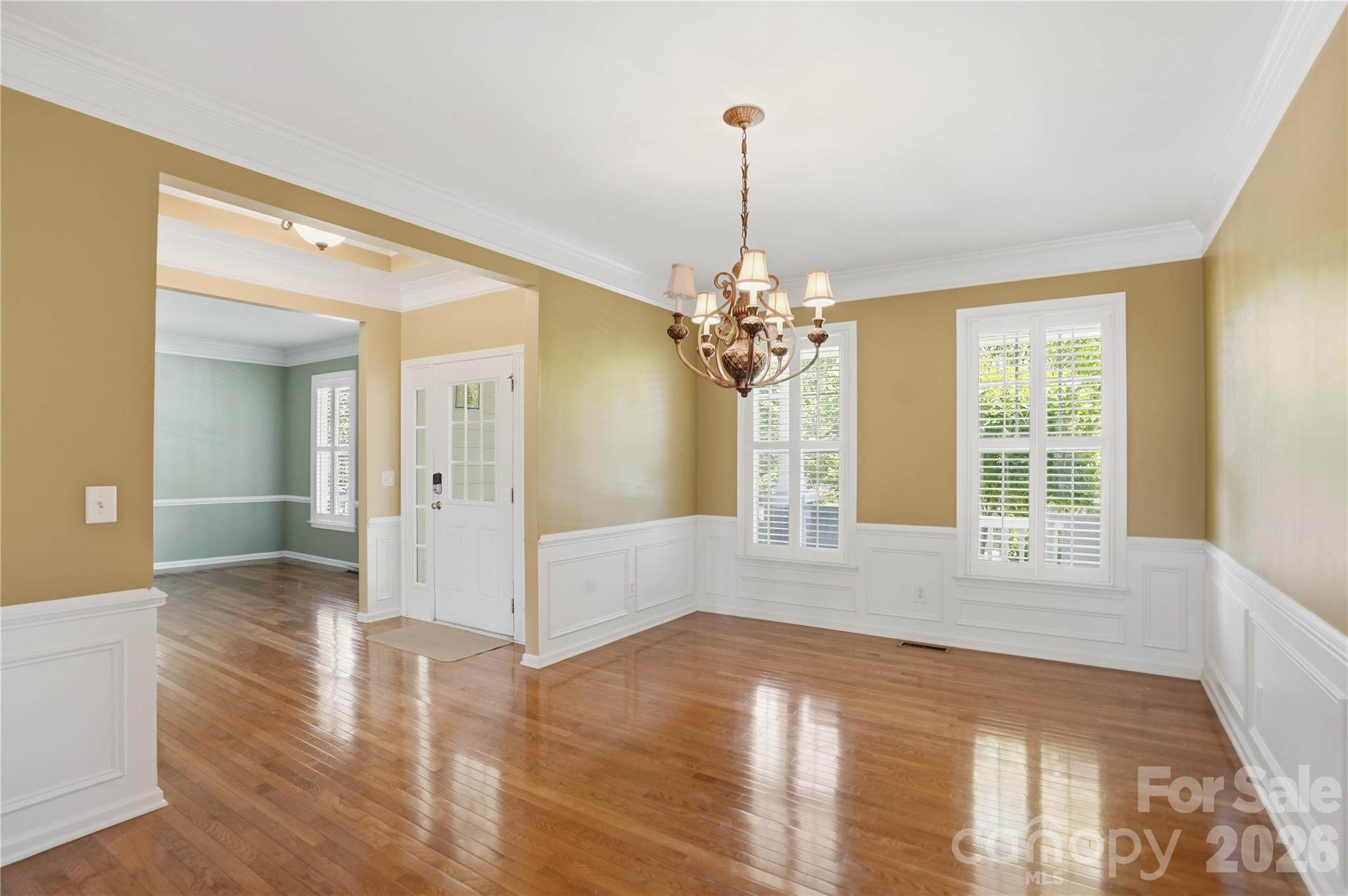 7816 Whisperingwood Drive Property Photo 28