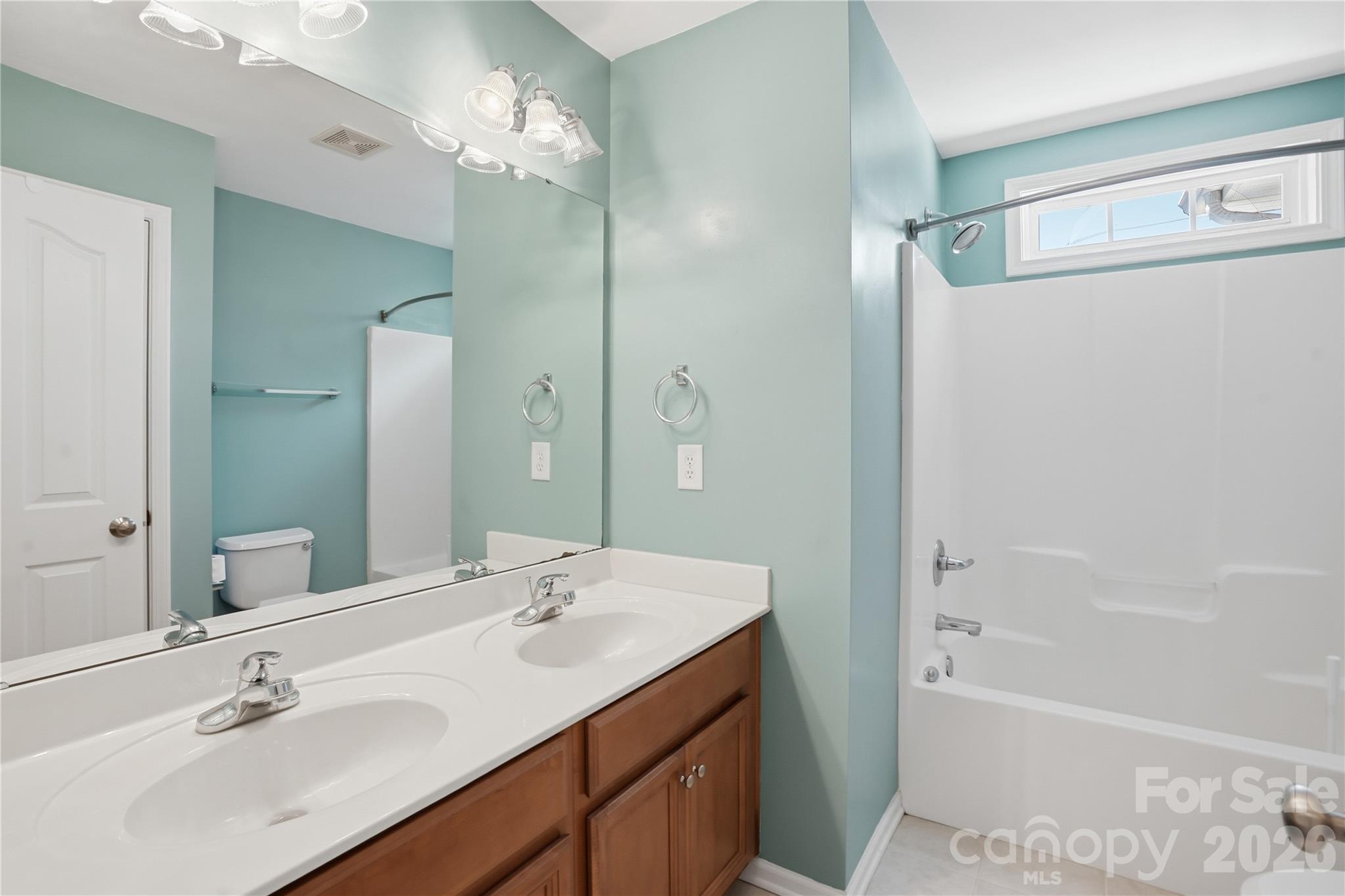 7816 Whisperingwood Drive Property Photo 40