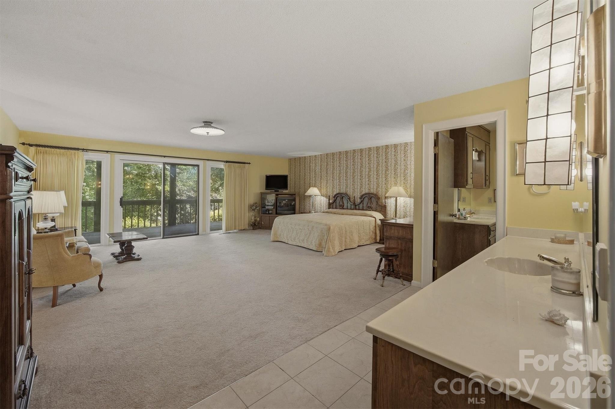 2718 Arden Drive Property Photo 12