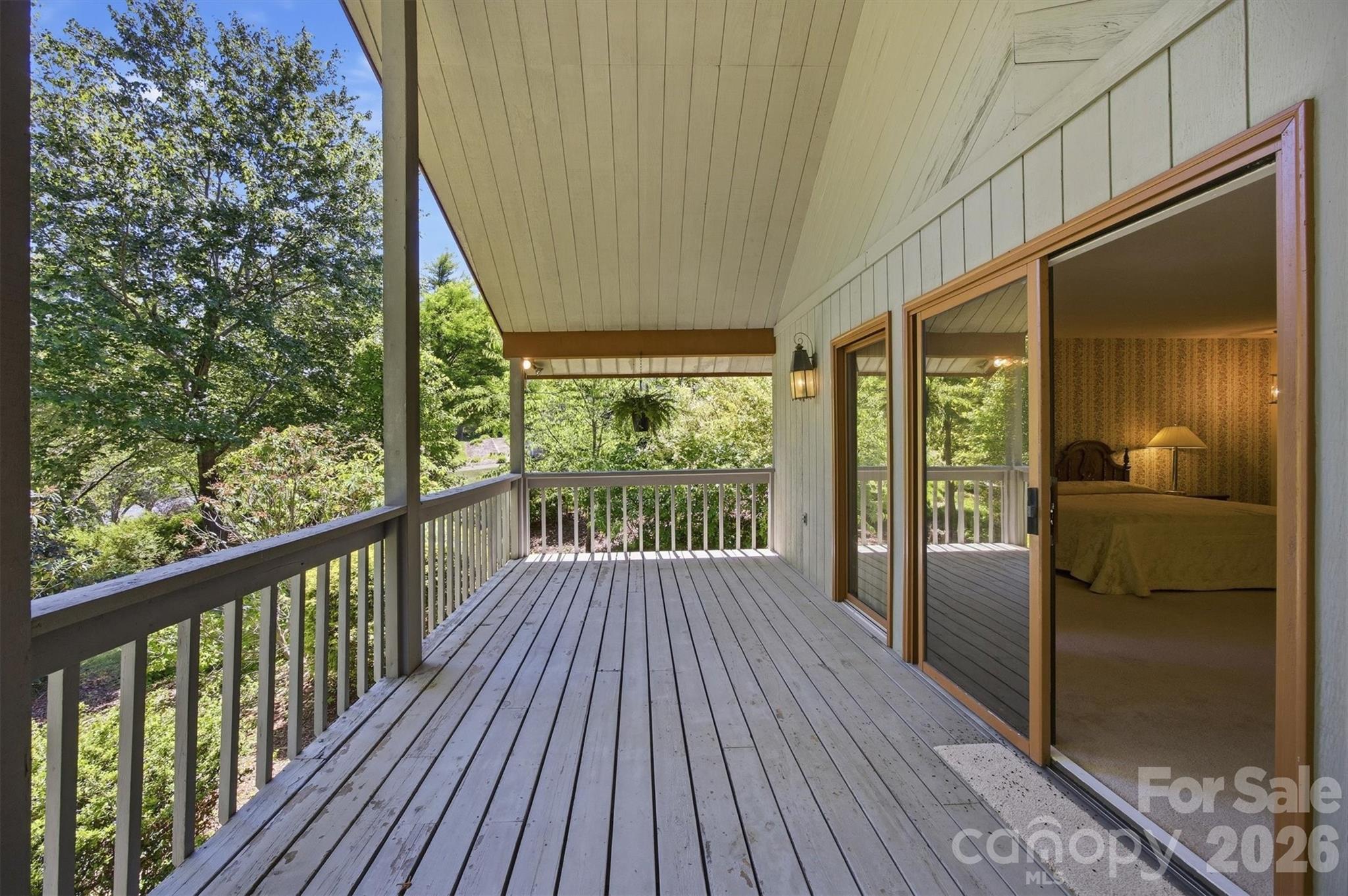2718 Arden Drive Property Photo 16