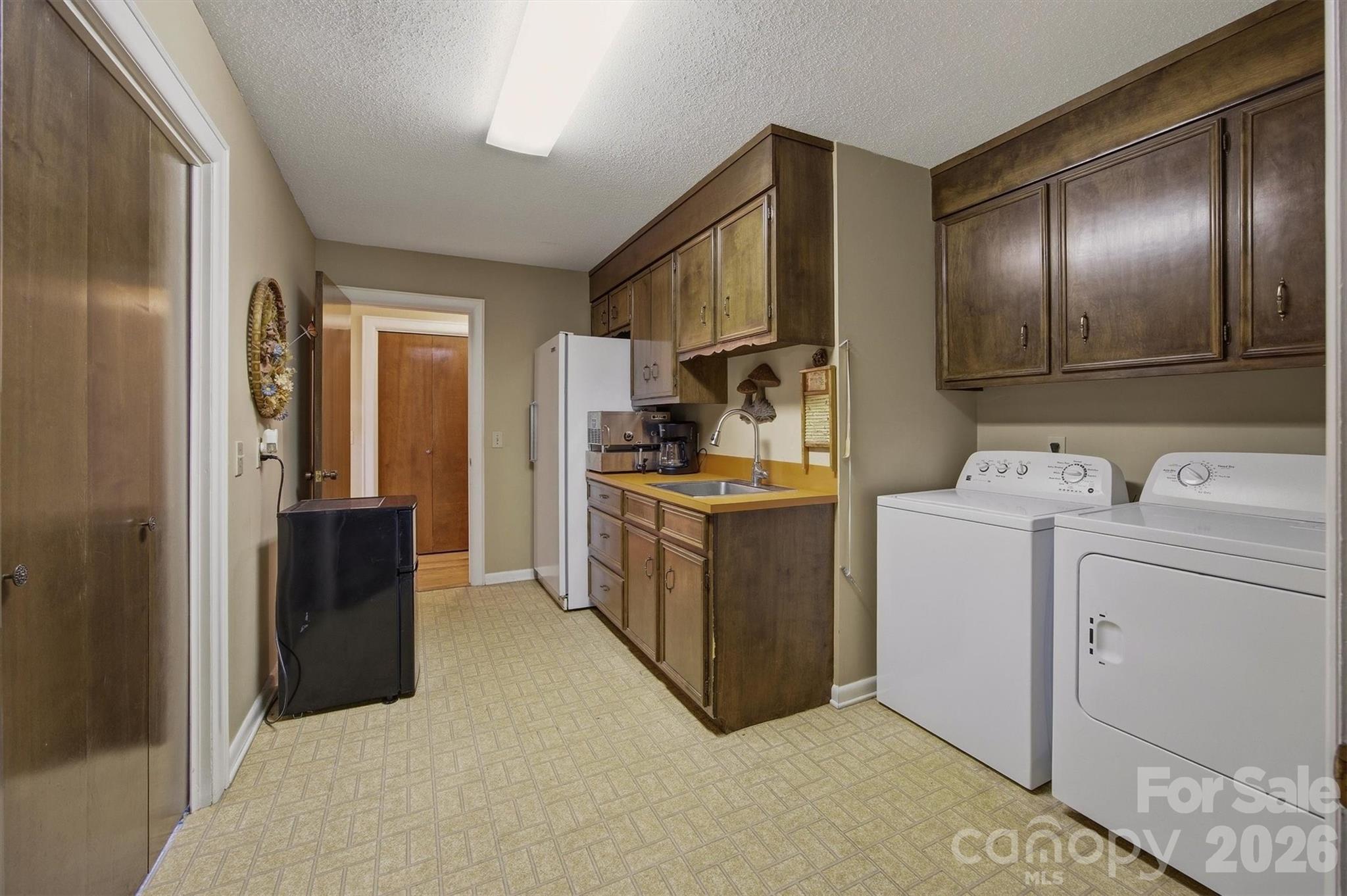 2718 Arden Drive Property Photo 31