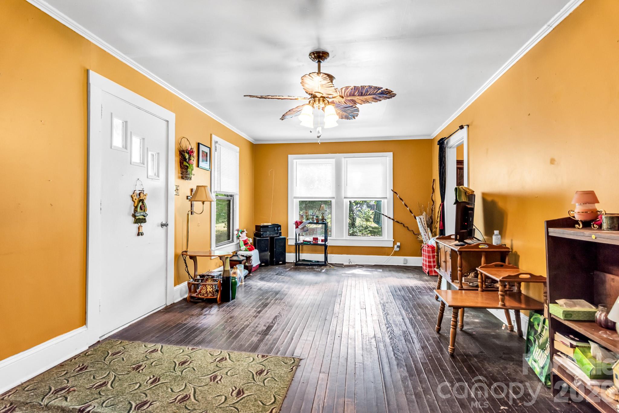 3240 W Innes Street Property Photo 13