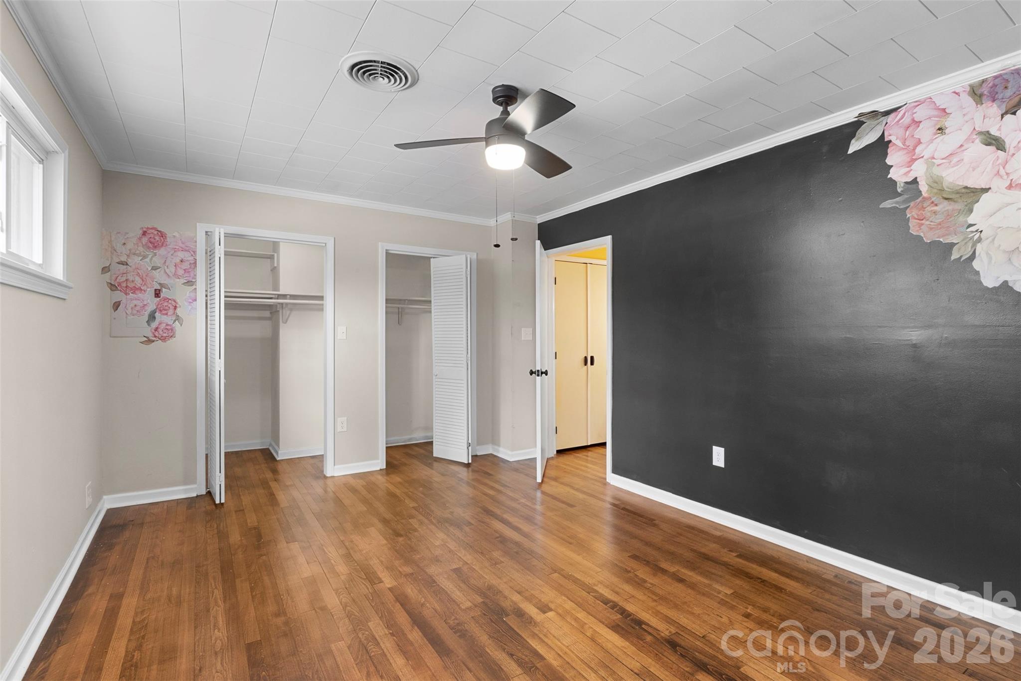 301 N Fulton Street Property Photo 12