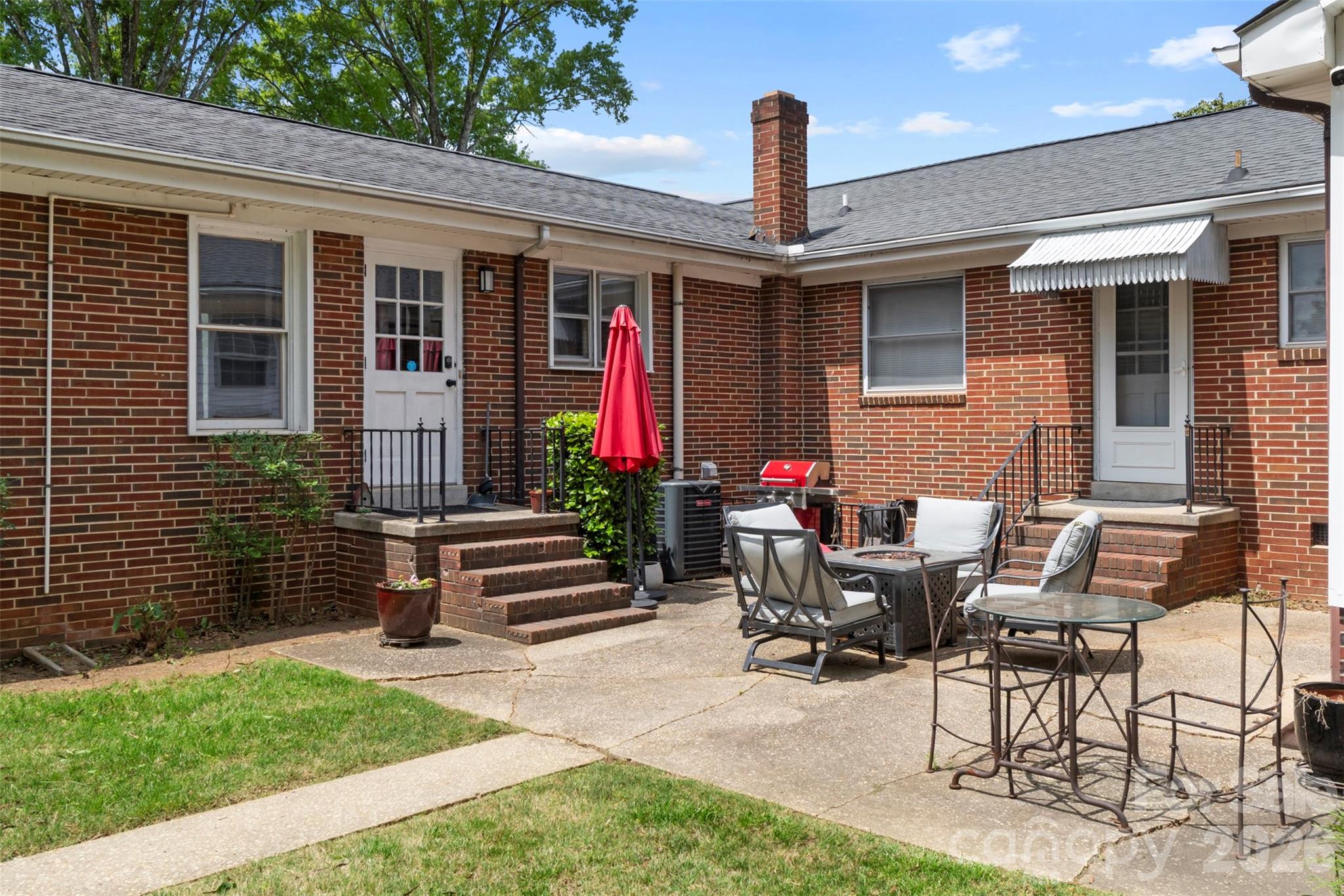 301 N Fulton Street Property Photo 41