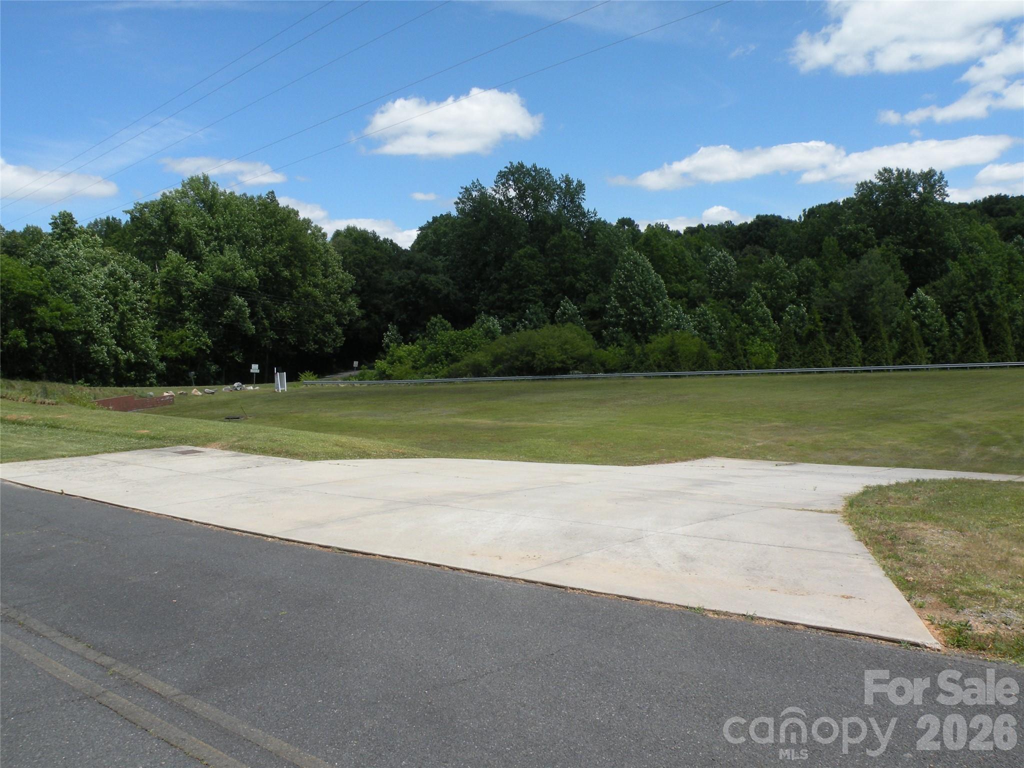 101 Charlotte Street Property Photo 19