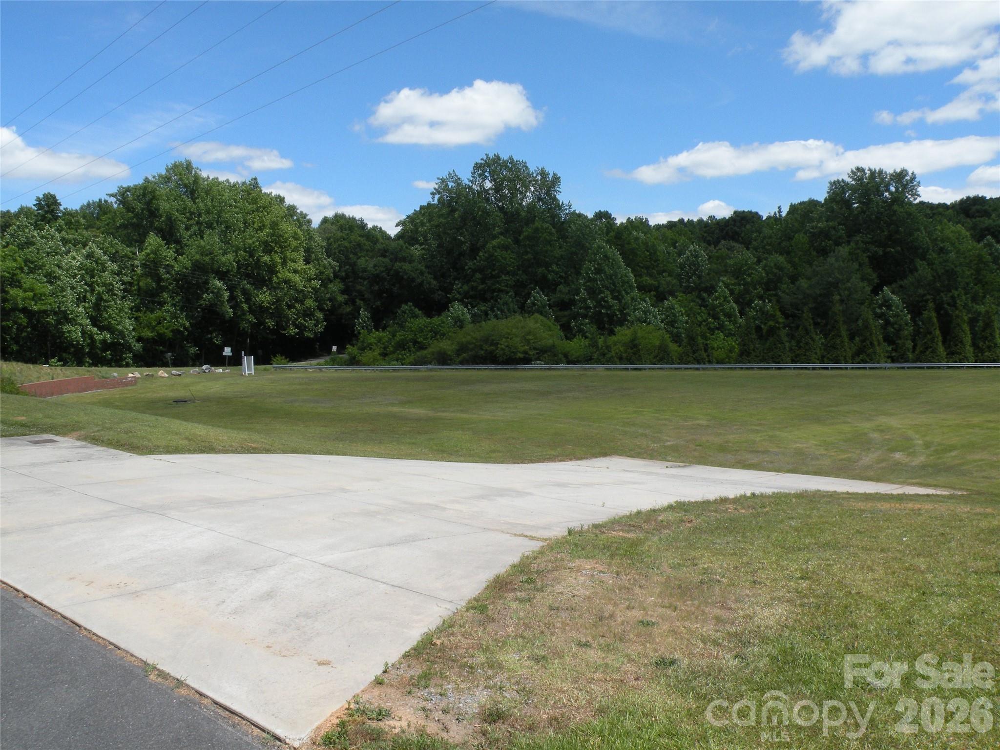 101 Charlotte Street Property Photo 20