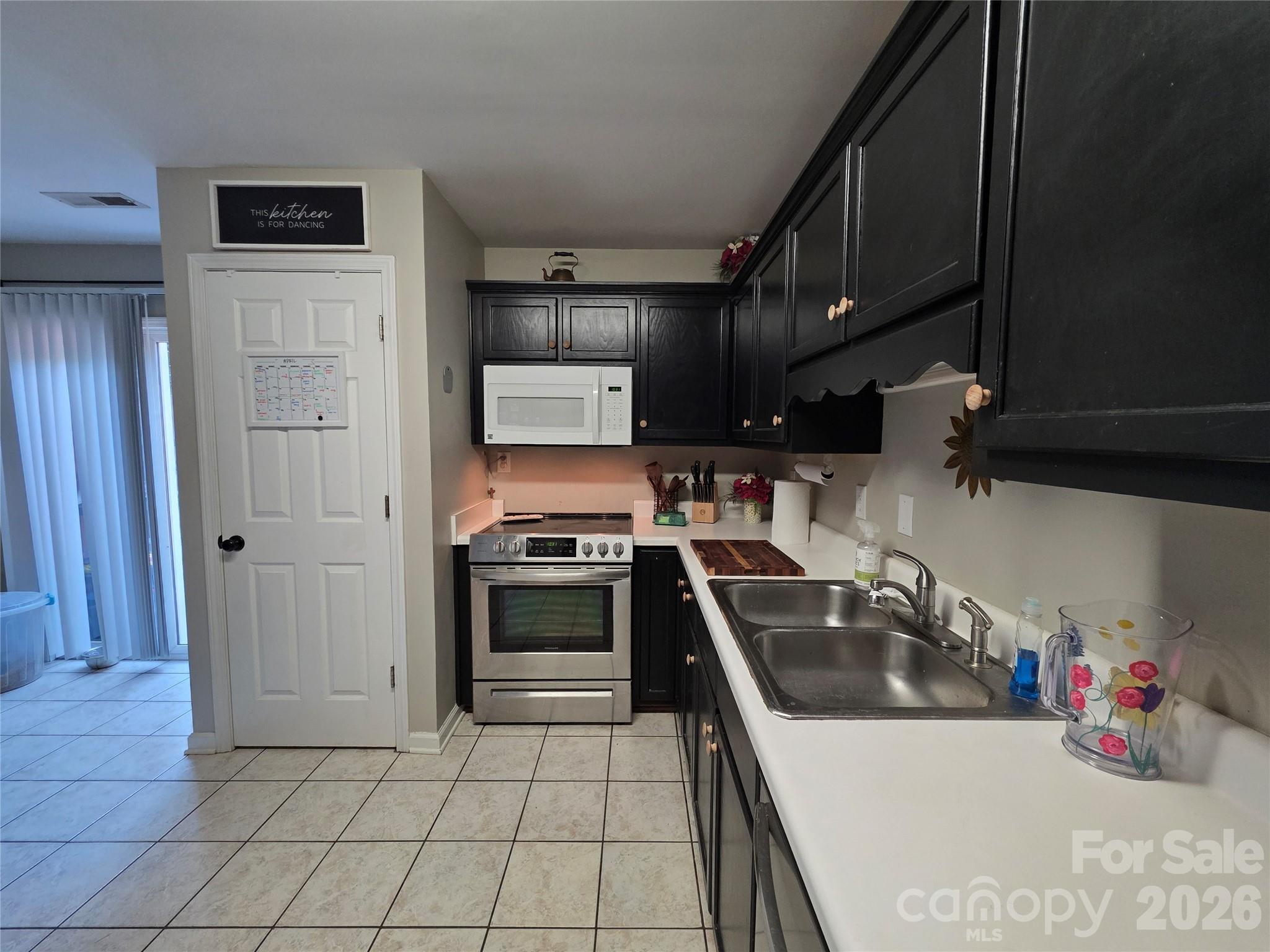 2240 15th Avenue 104 Property Photo 8