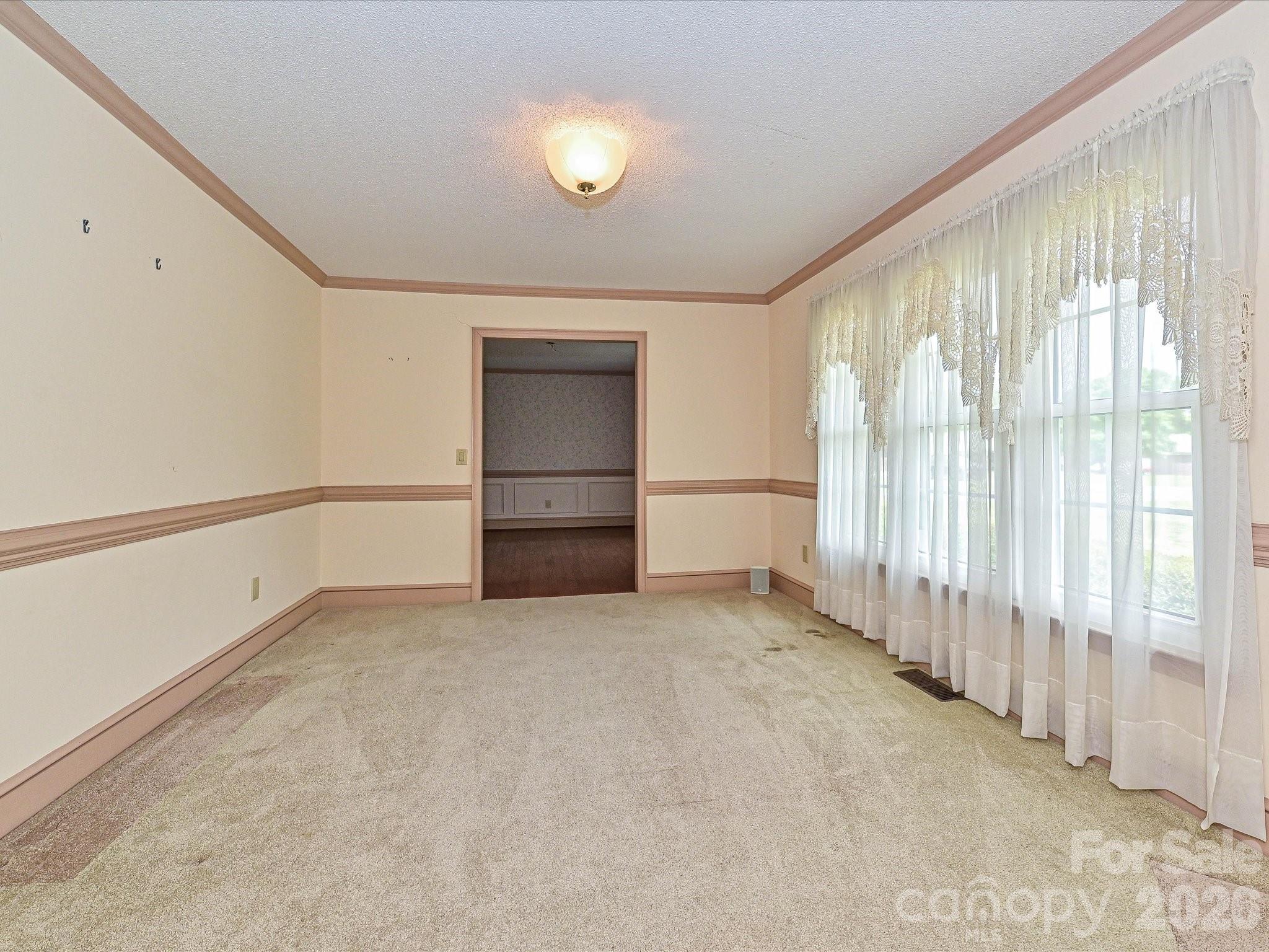 4165 Wrangler Drive Property Photo 4
