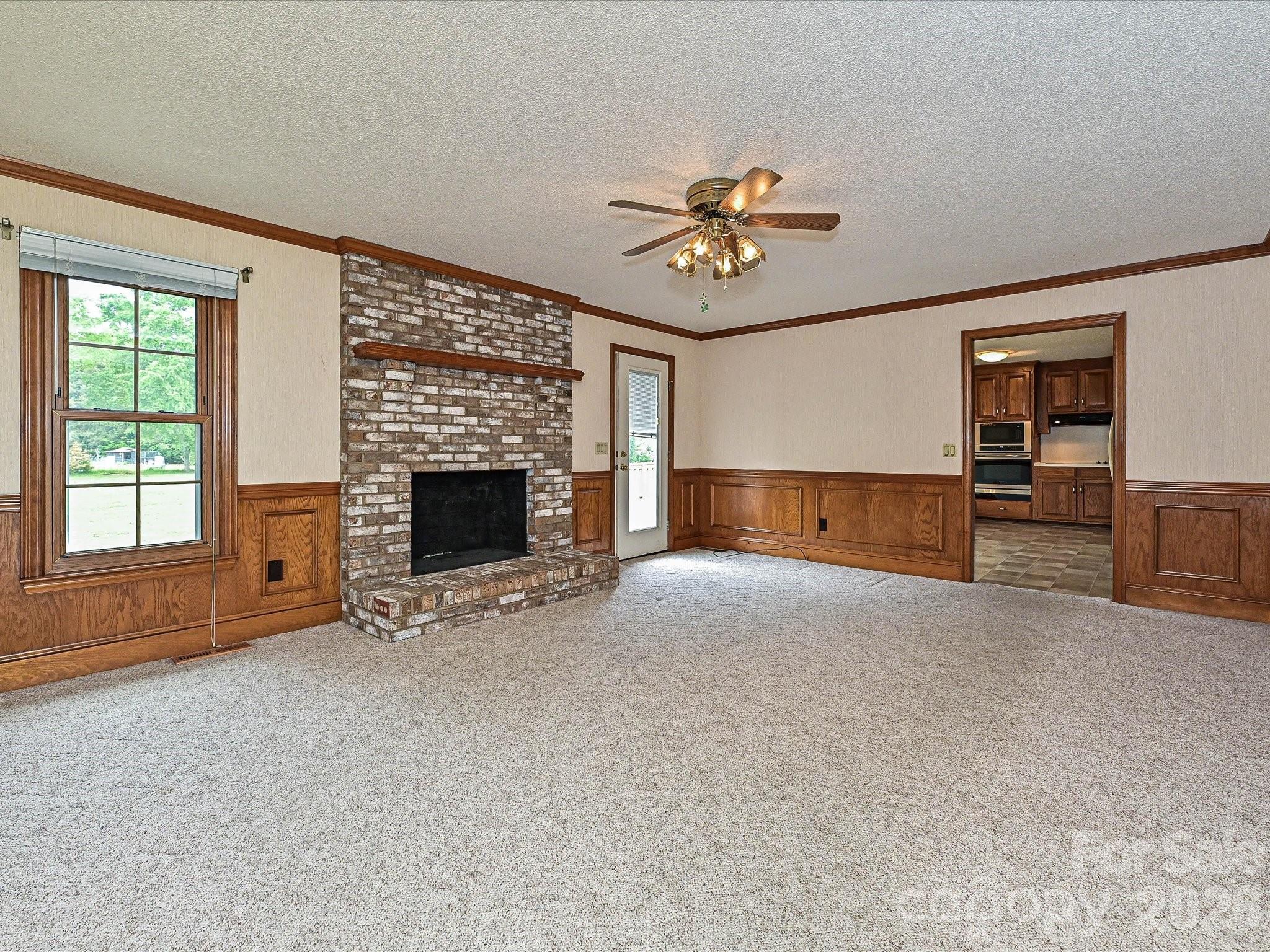 4165 Wrangler Drive Property Photo 10